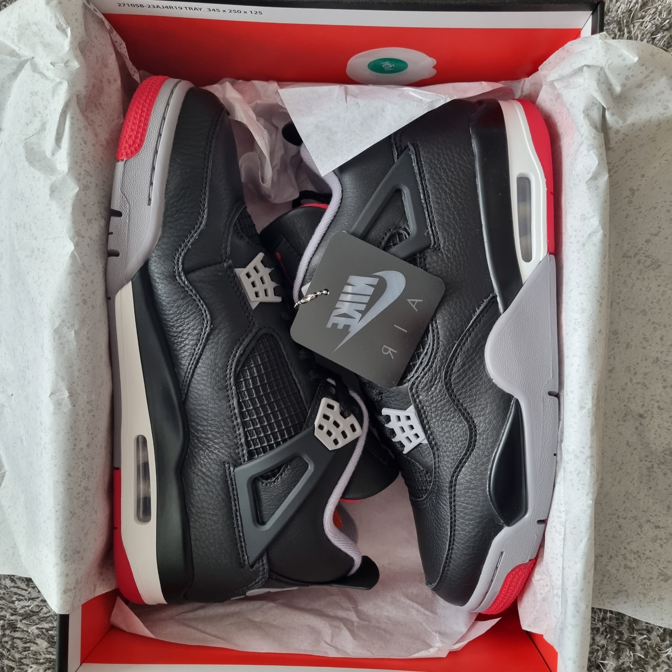 Jordan 4 Retro Bred Reimagined 착용 스타일