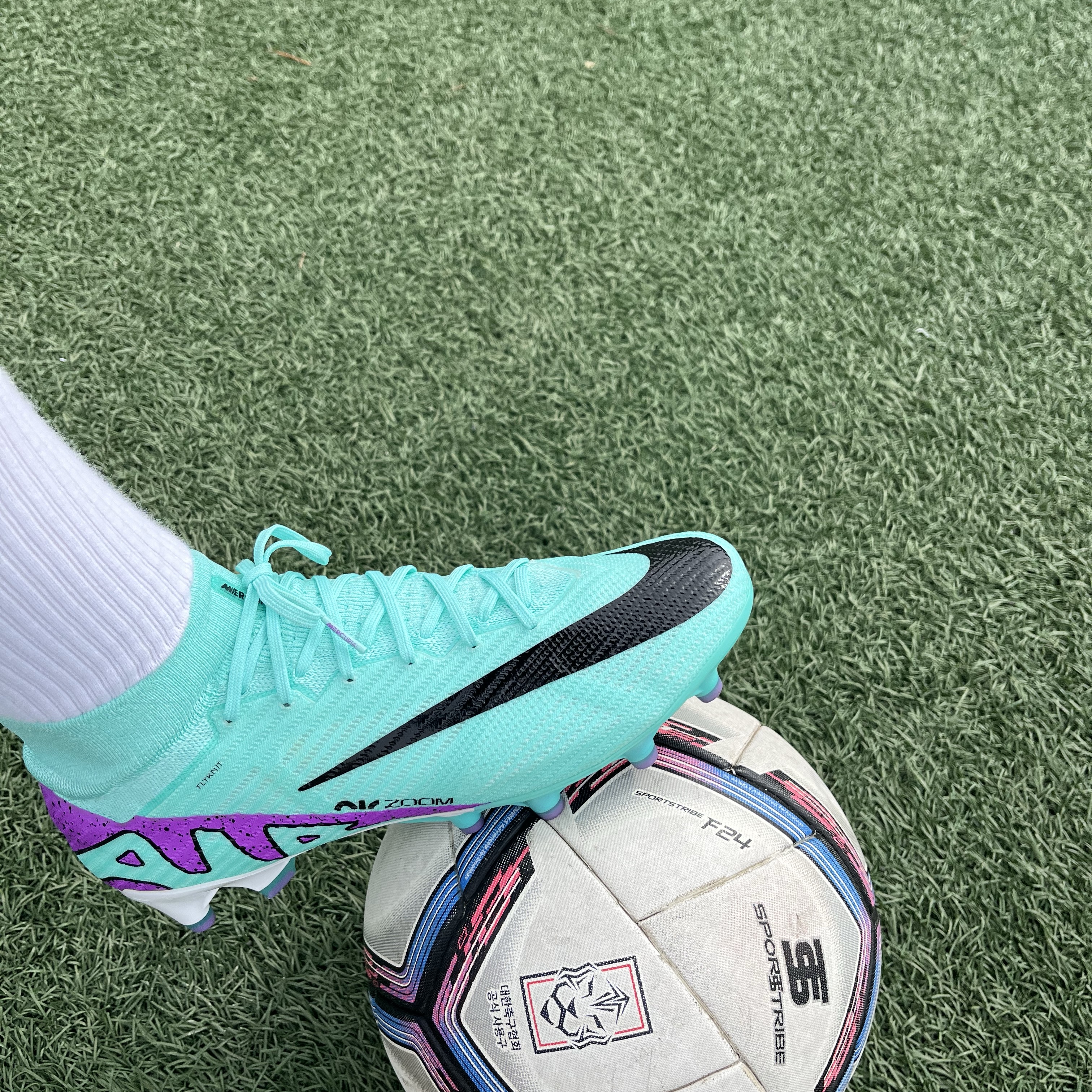 Nike Zoom Mercurial Superfly 9 Elite AG Pro Hyper Turquoise 착용 스타일 - 2