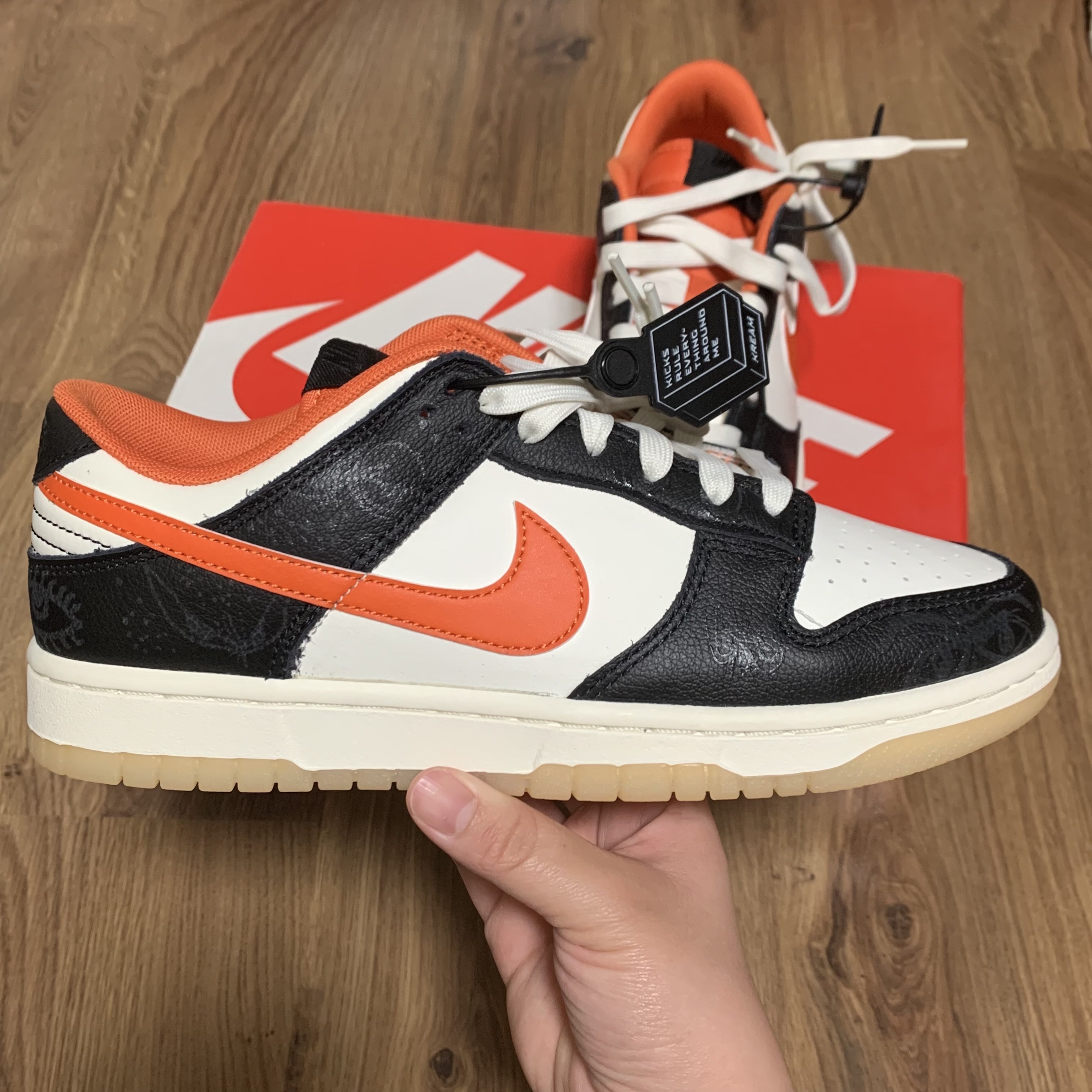 Nike Dunk Low Retro PRM Halloween 착용 스타일 - 3