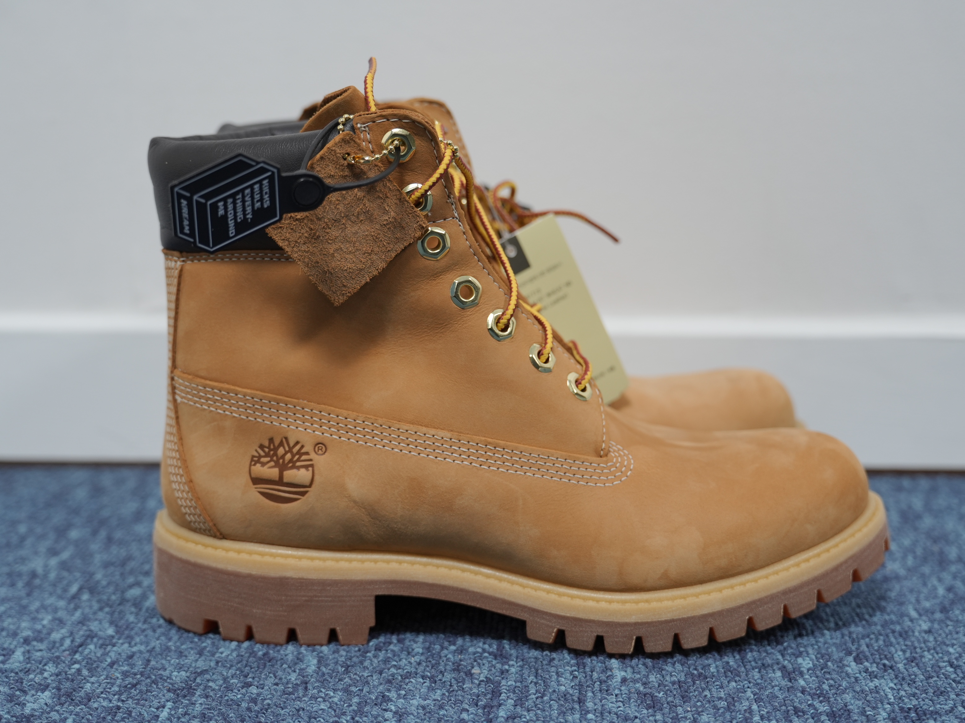 Timberland Premium 6 inch Waterproof Boot Wheat Nubuck - Wide 착용 스타일