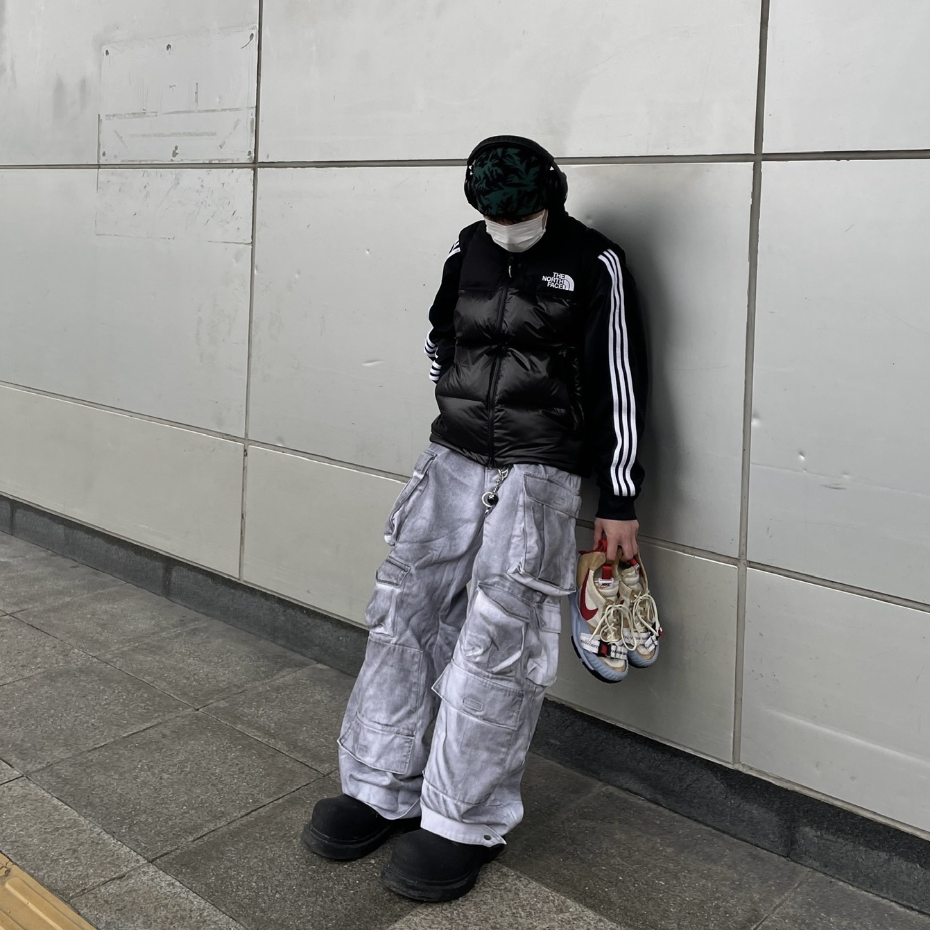 Nike x Tom Sachs Mars Yard Overshoe 3.0, Balenciaga Steroid Derby Black 착용 스타일 - 2