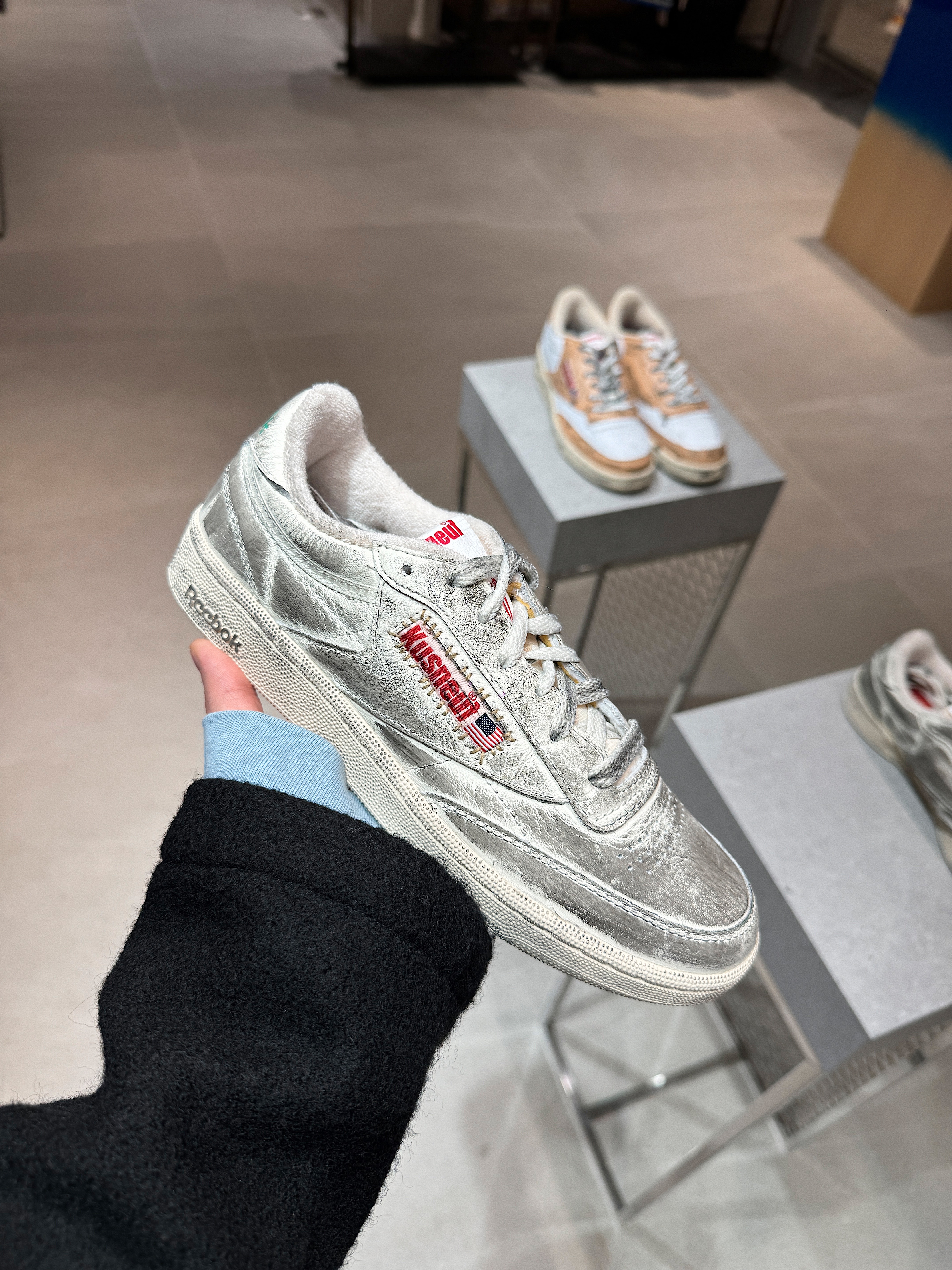 Reebok Club C 85 Vintage Retro White, (W) Chanel Beanie Cashmere & Ecru 착용 스타일 - 5