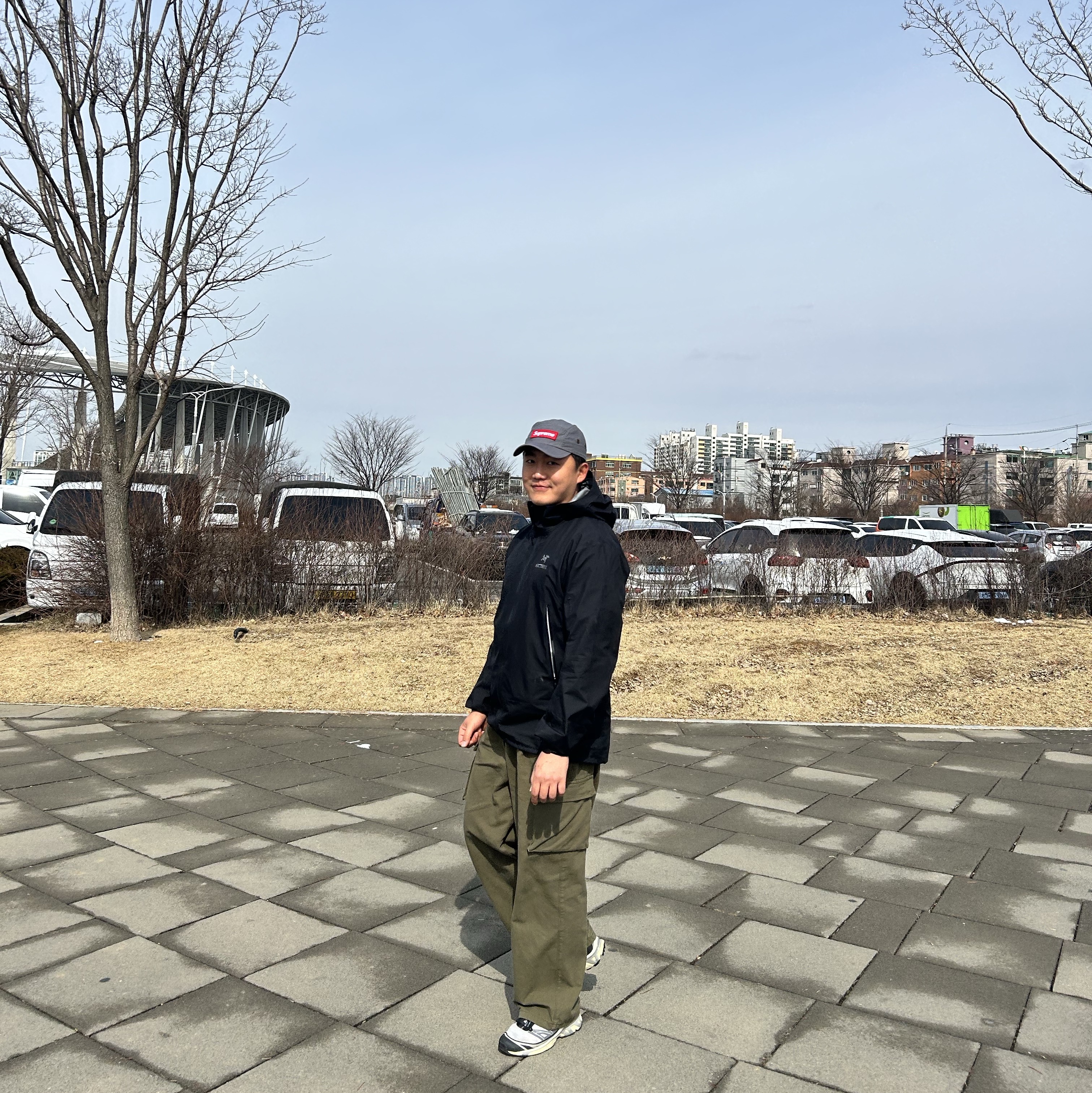 Supreme Military Camp Cap Grey - 21SS, Arc'teryx Beta Jacket Black 착용 스타일