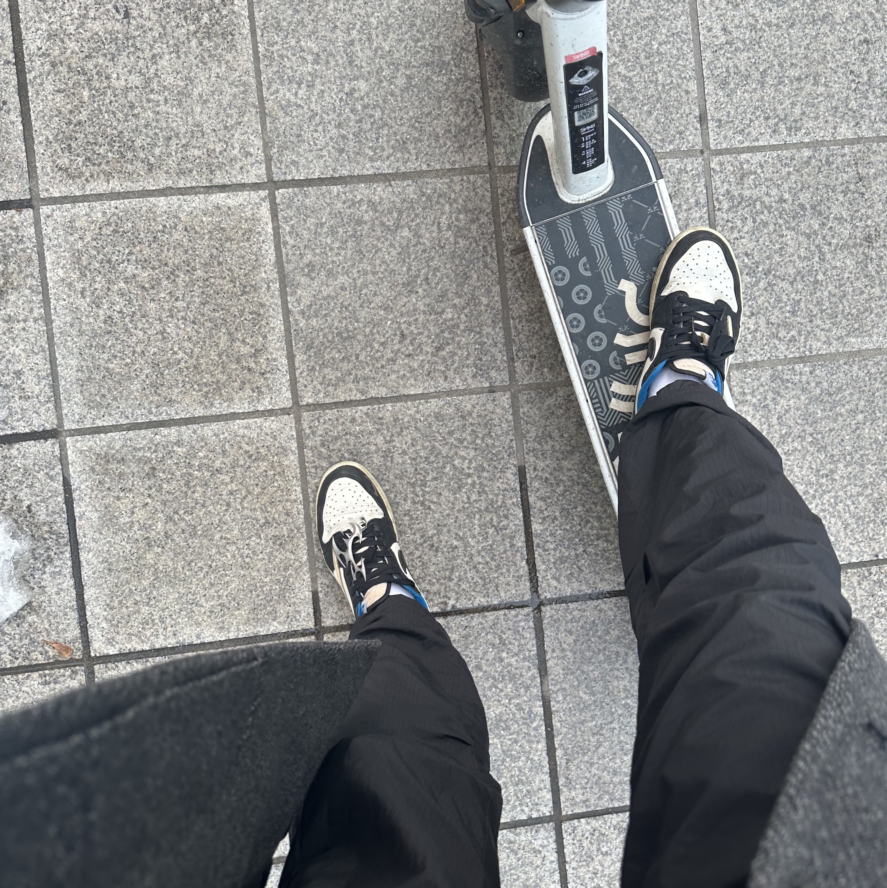 Jordan 1 x Travis Scott x Fragment Retro Low OG SP Military Blue, Test Artifact TASH Dubre 002 Steel 착용 스타일