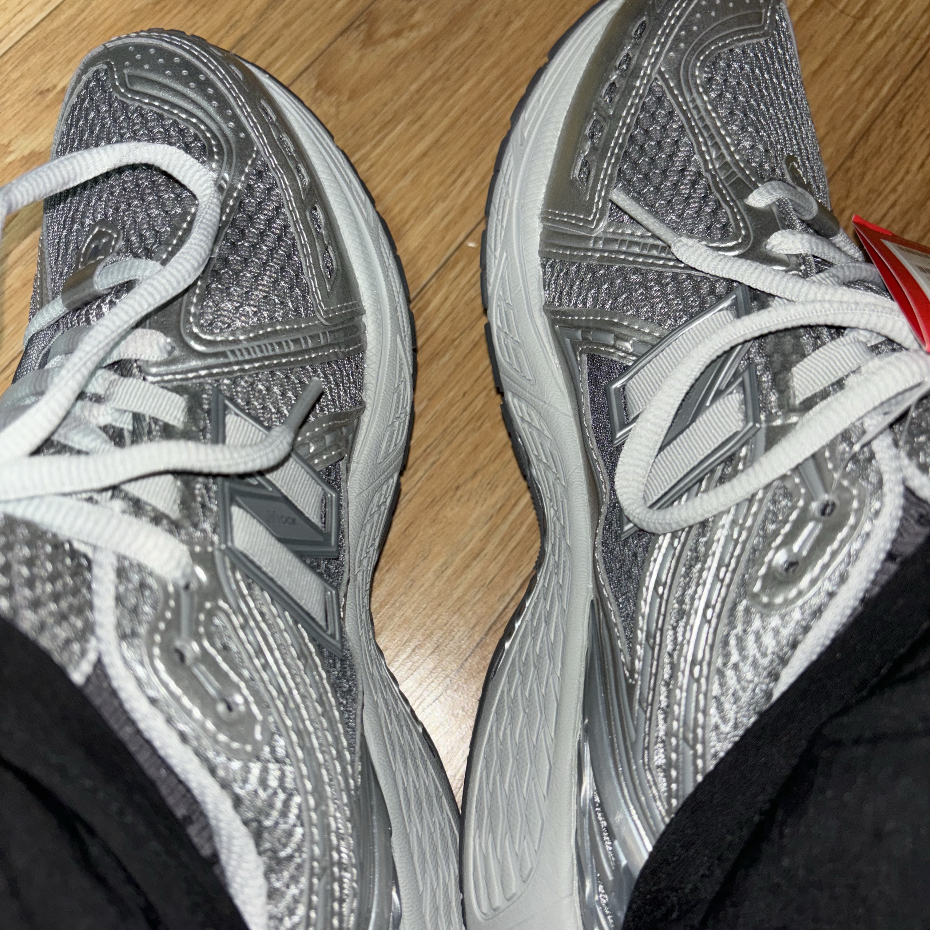 New Balance 1906R Harbor Grey Silver Metalic 착용 스타일