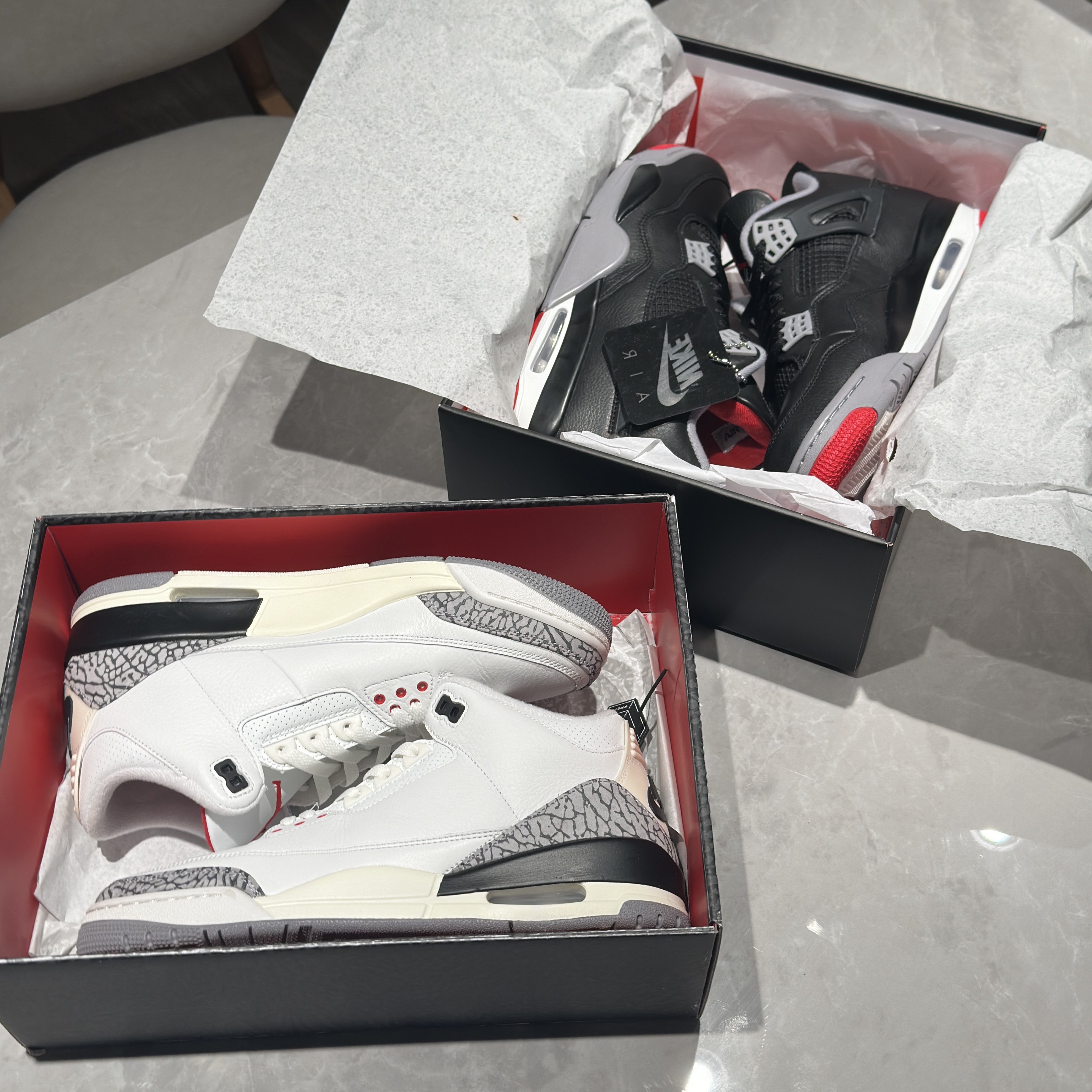 Jordan 4 Retro Bred Reimagined, Jordan 3 Retro White Cement Reimagined 착용 스타일 - 2
