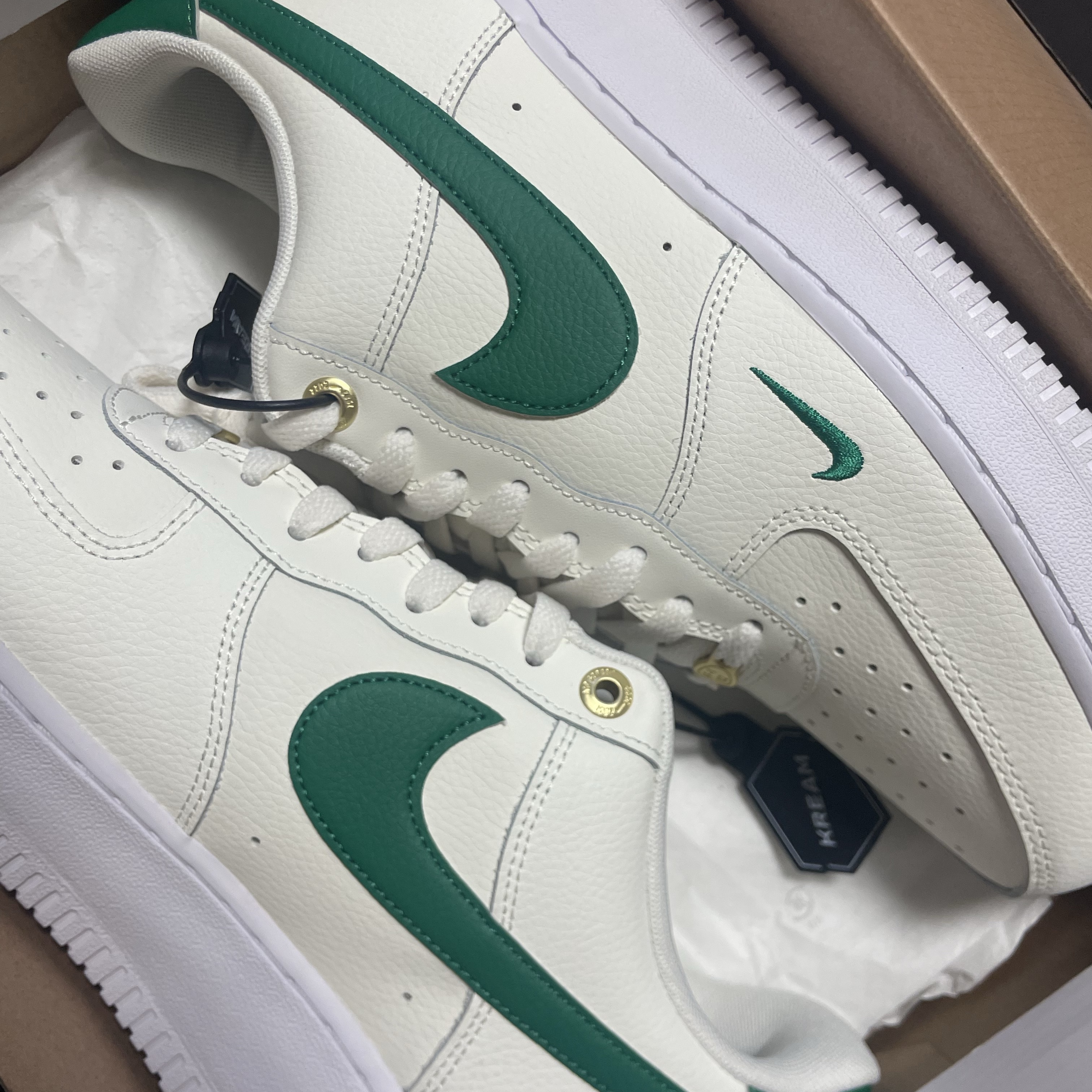 Nike Air Force 1 '07 LV8 40th Anniversary Join Forces Sail Malachite 착용 스타일