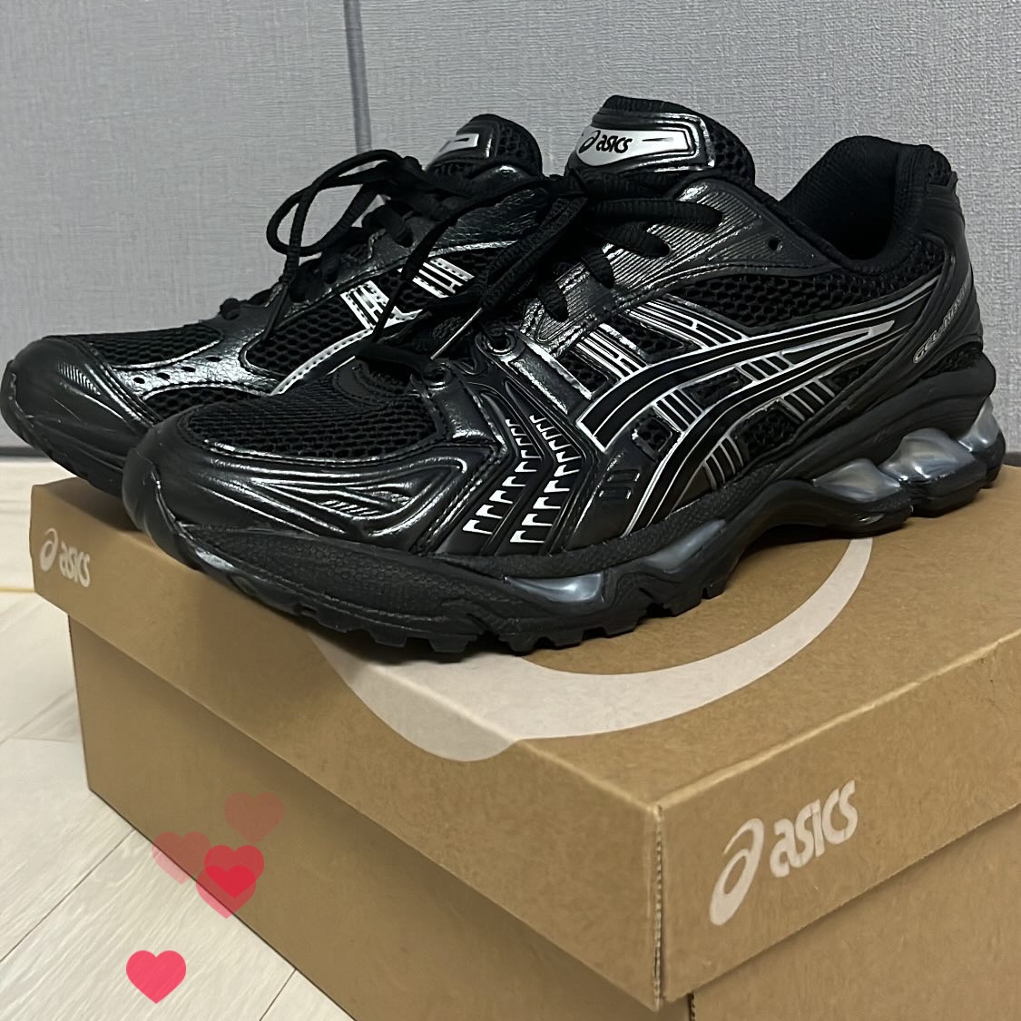 Asics Gel-Kayano 14 Black Pure Silver 착용 스타일