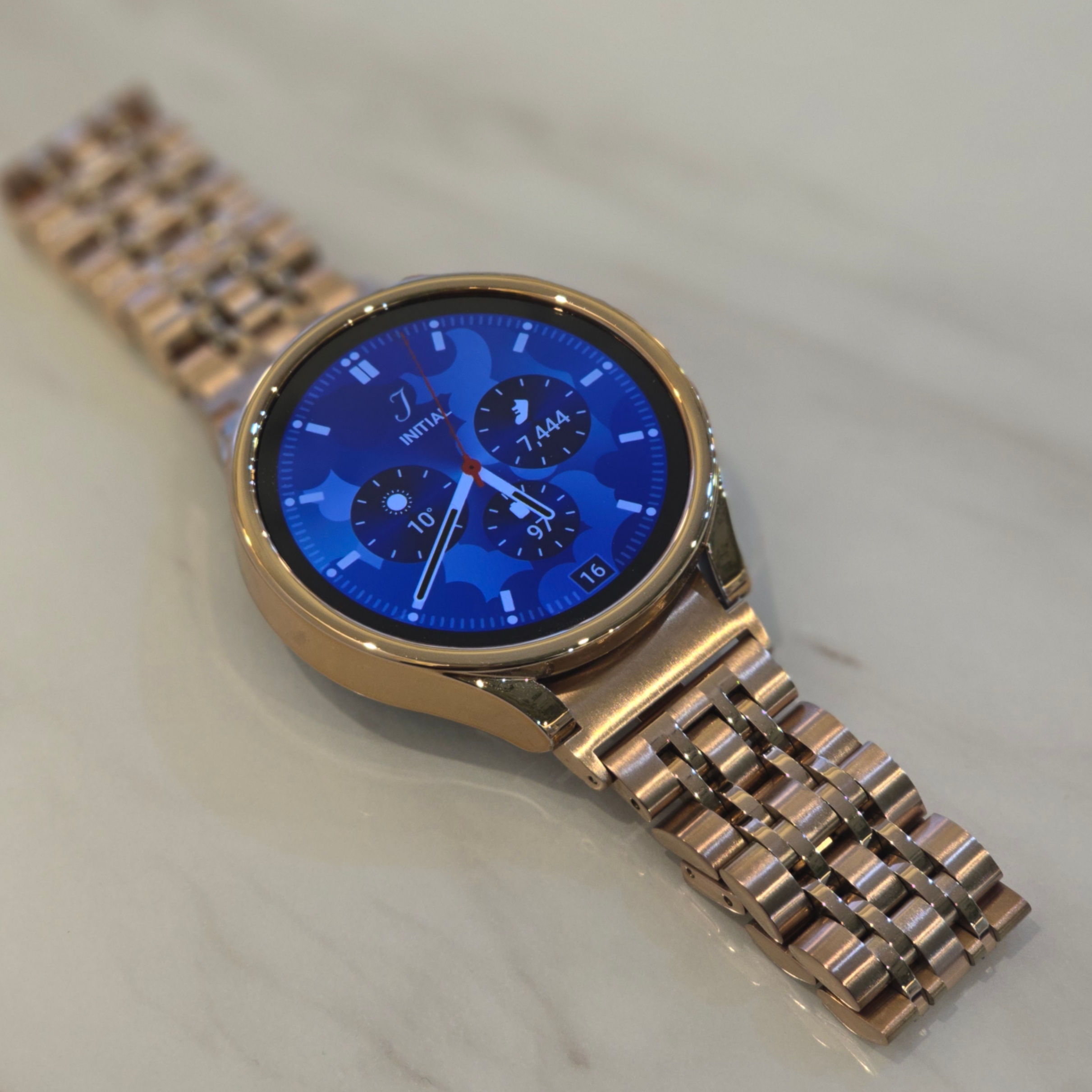 Samsung Galaxy Watch6 44mm LTE Silver (Korean Ver.) 착용 스타일 - 2