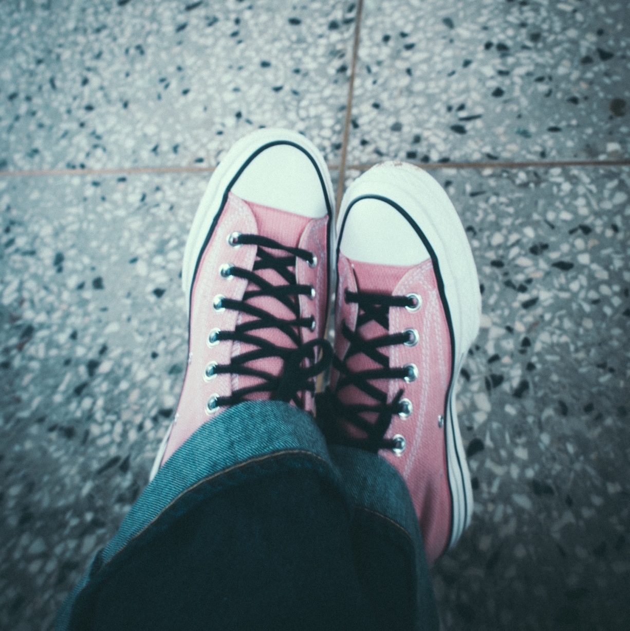 Converse x Stussy Chuck 70 High Plumeria 착용 스타일