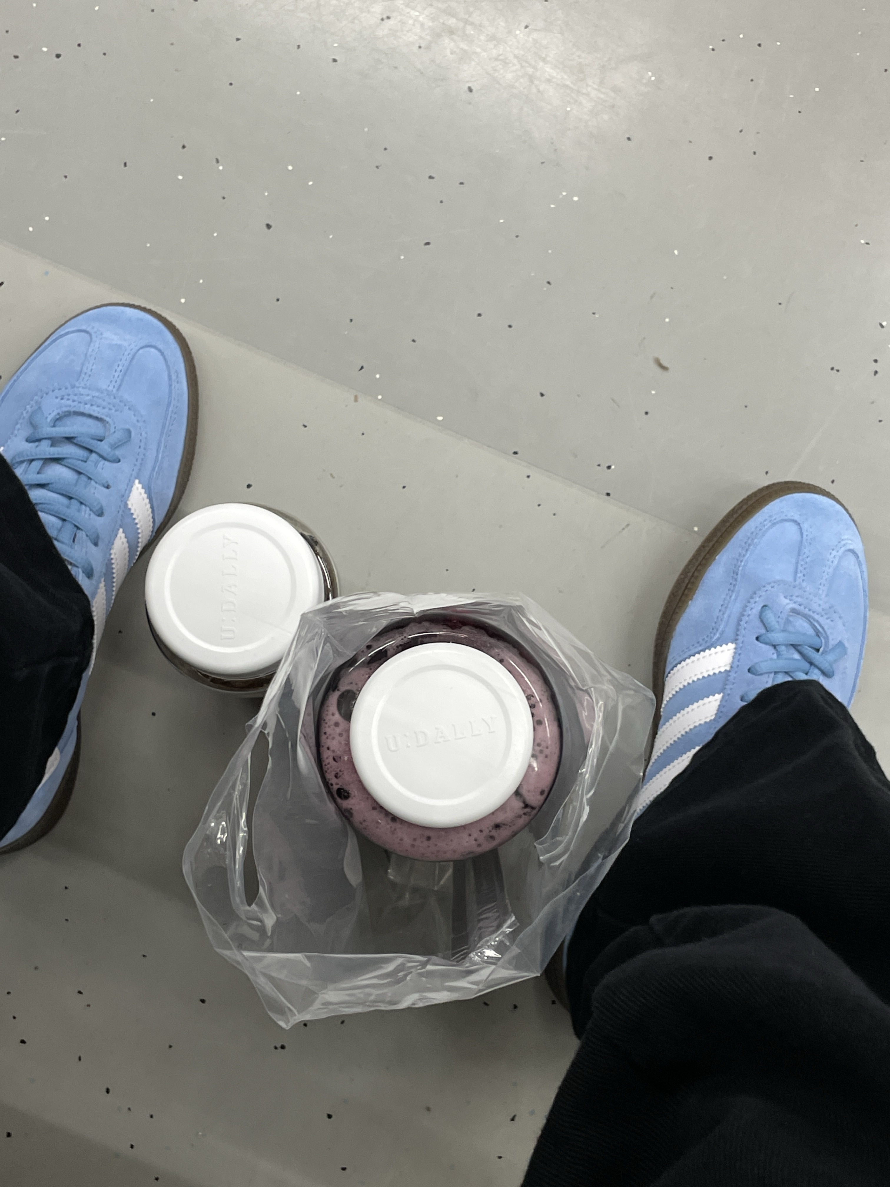 Adidas Spezial Handball Light Blue 착용 스타일 - 2