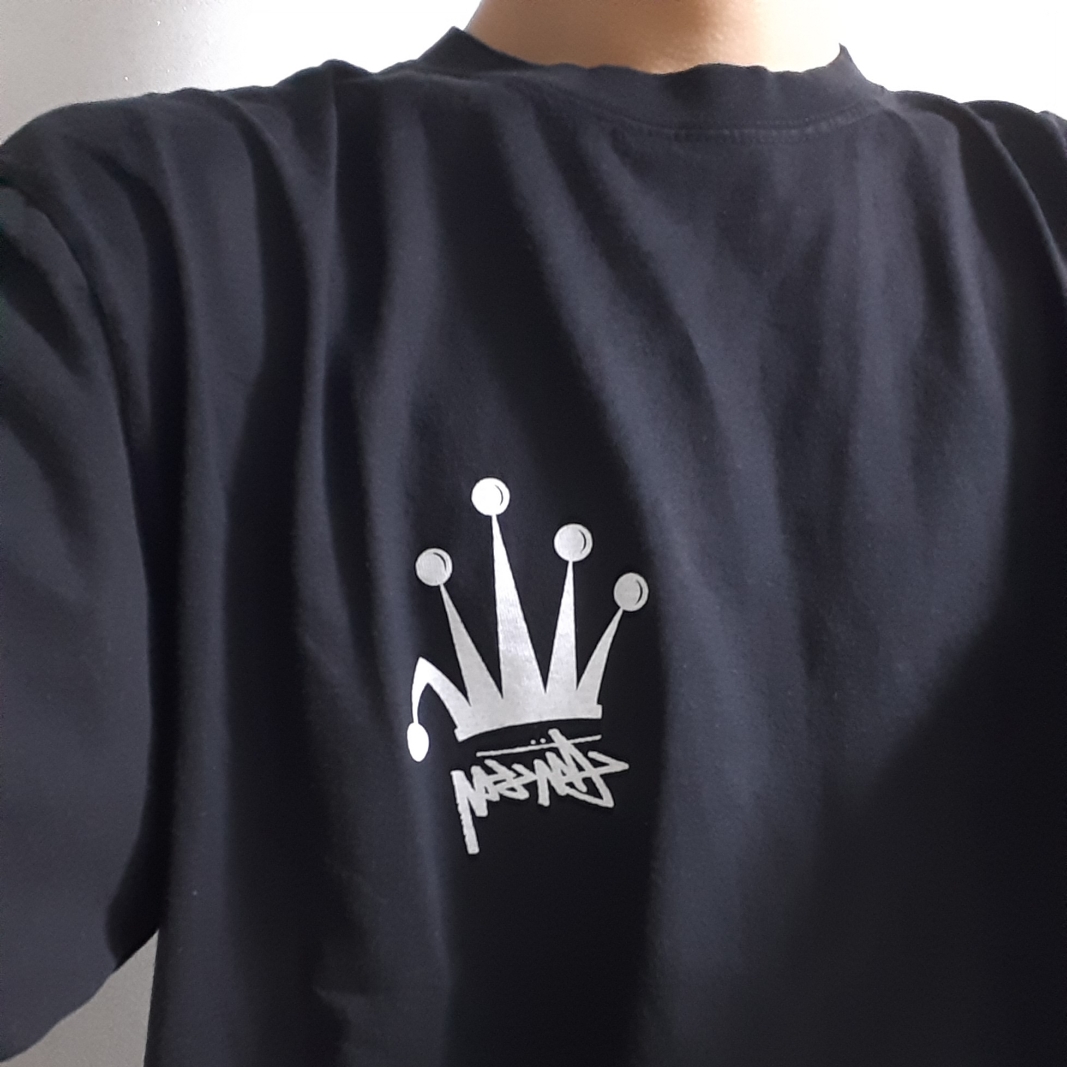 Stussy Regal Crown Pigment Dyed T-Shirt Black 착용 스타일