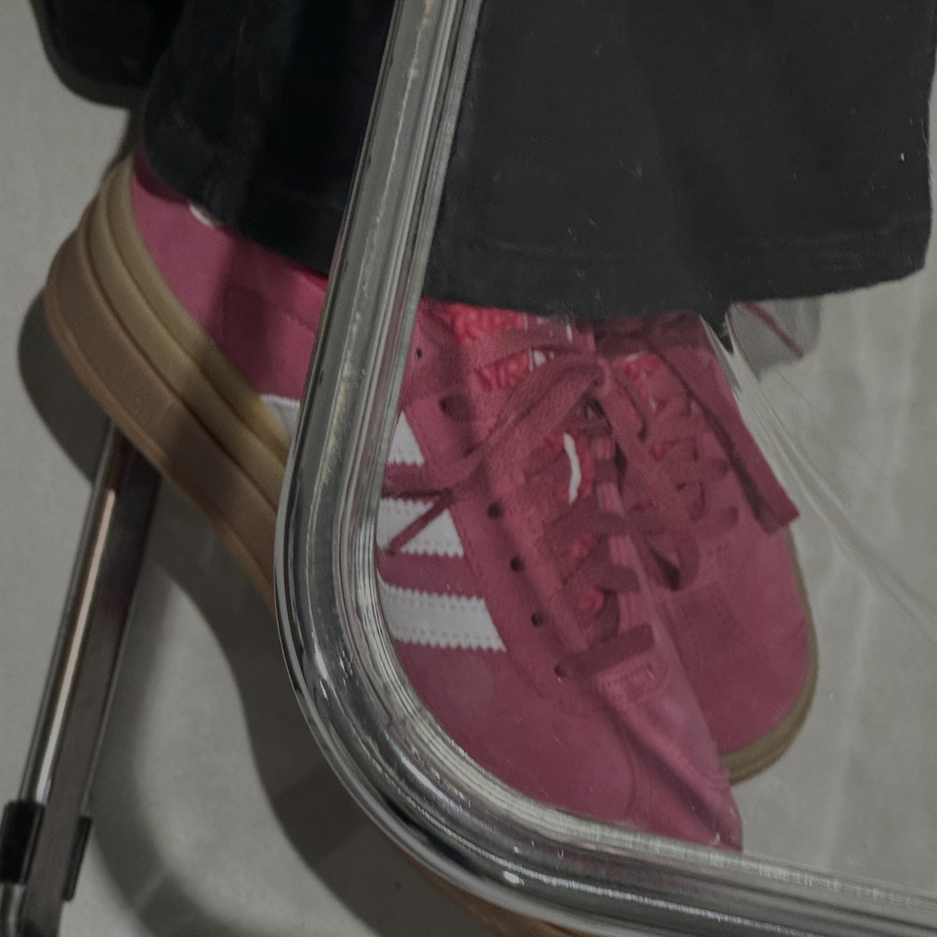 (W) Adidas Gazelle Bold Wild Pink Cloud White 착용 스타일 - 1