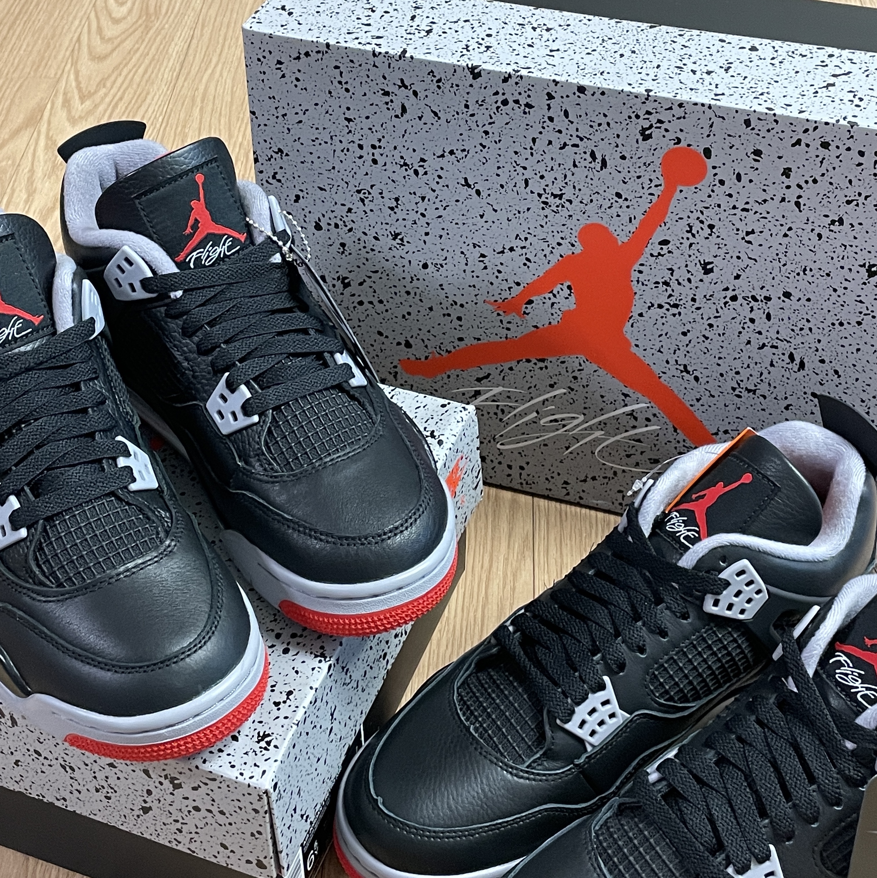 Jordan 4 Retro Bred Reimagined, (GS) Jordan 4 Retro Bred Reimagined 착용 스타일 - 1