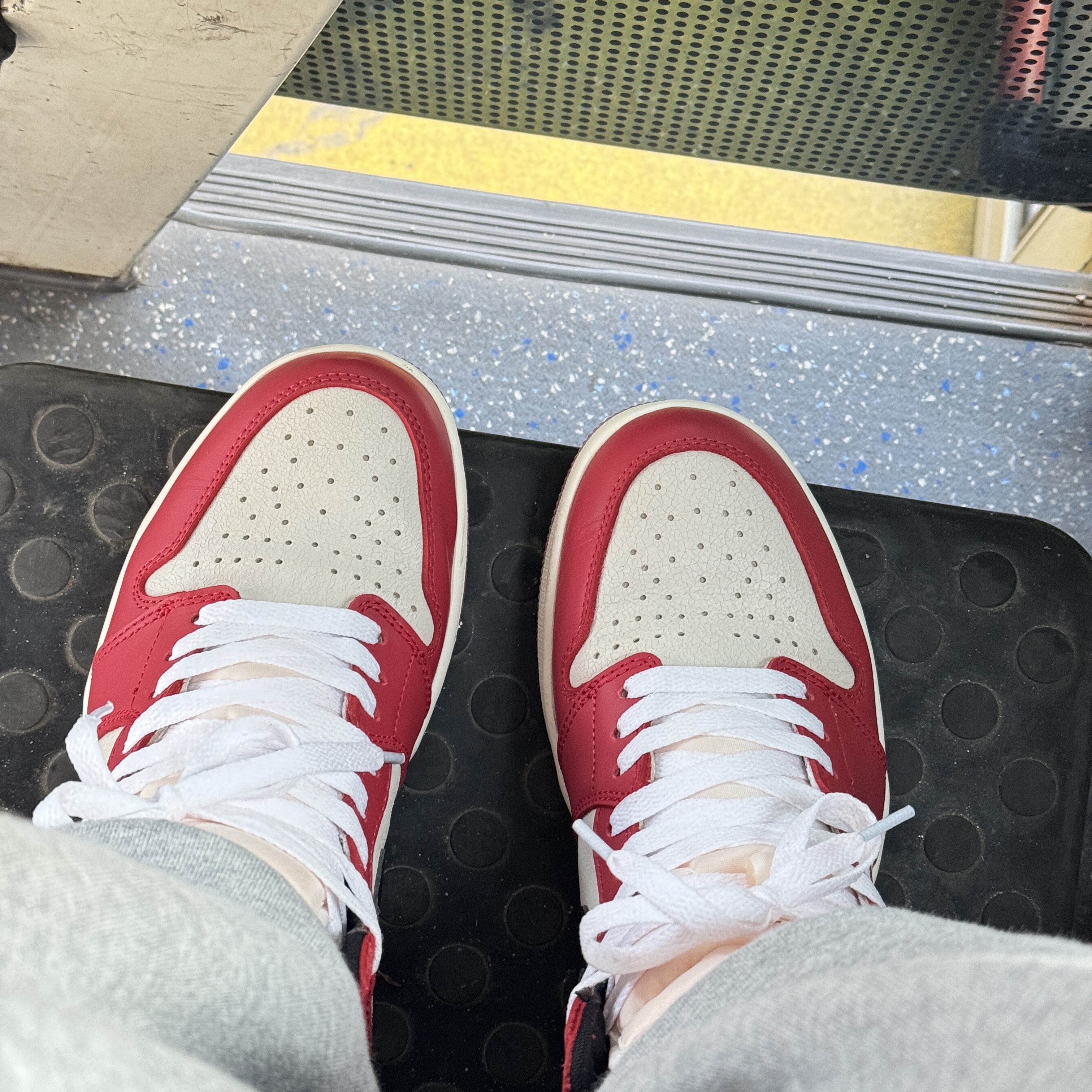 Jordan 1 Retro High OG Chicago 2022 착용 스타일