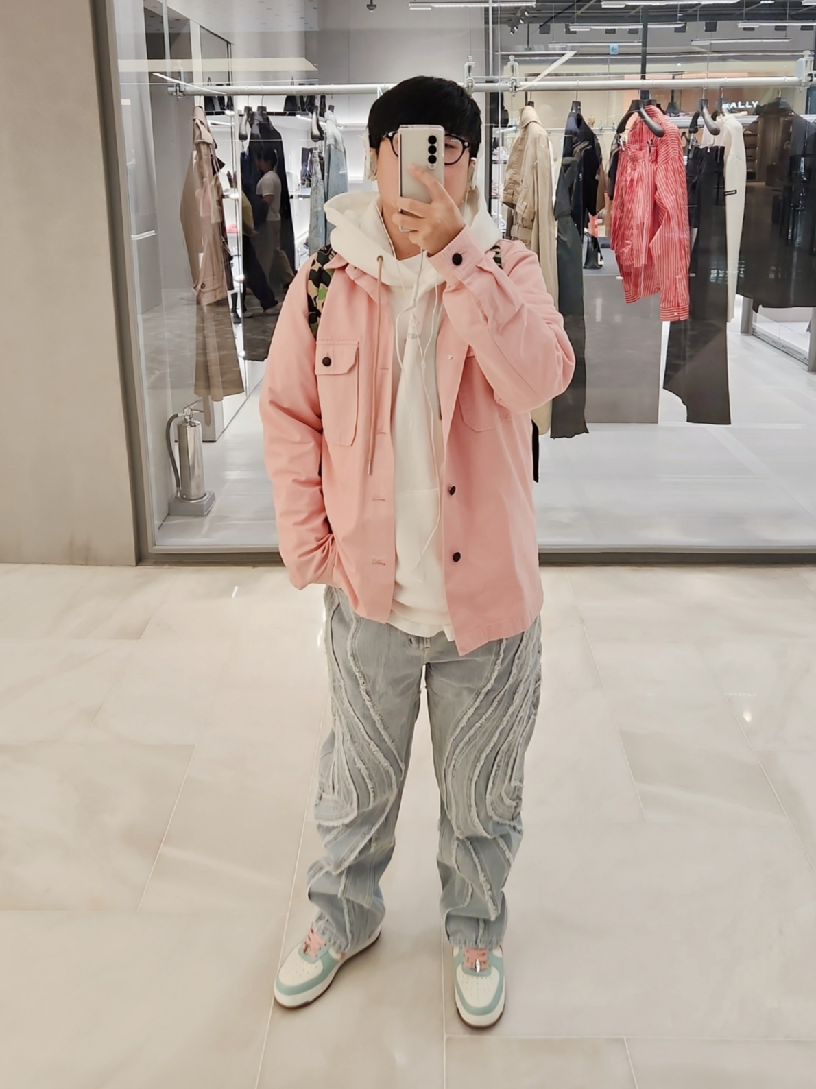 Supreme x Koss Portapro Headphones White - 23FW, BAPE Sta Low #4 Green 착용 스타일