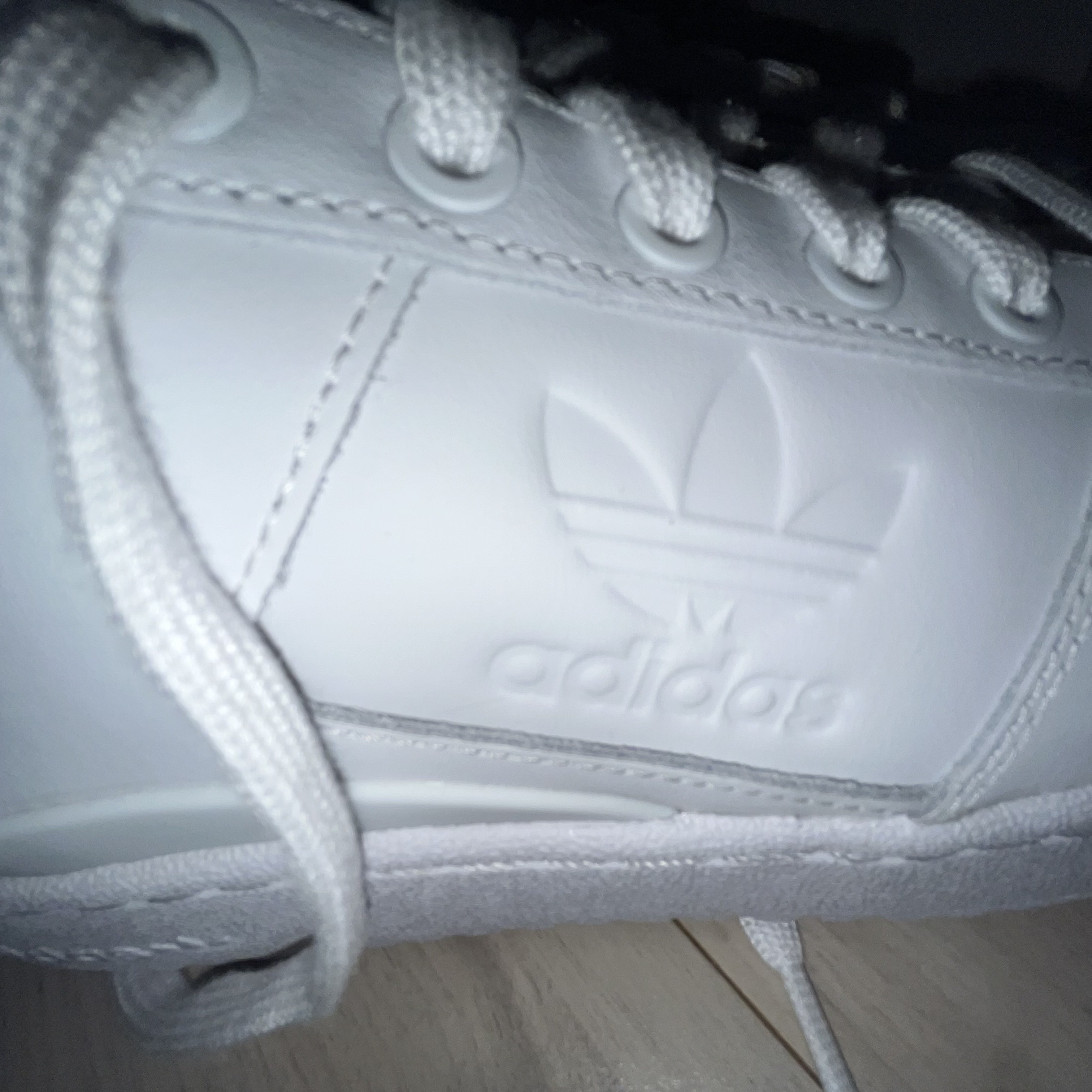 (W) Adidas Forum Bold Cloud White 착용 스타일 - 2