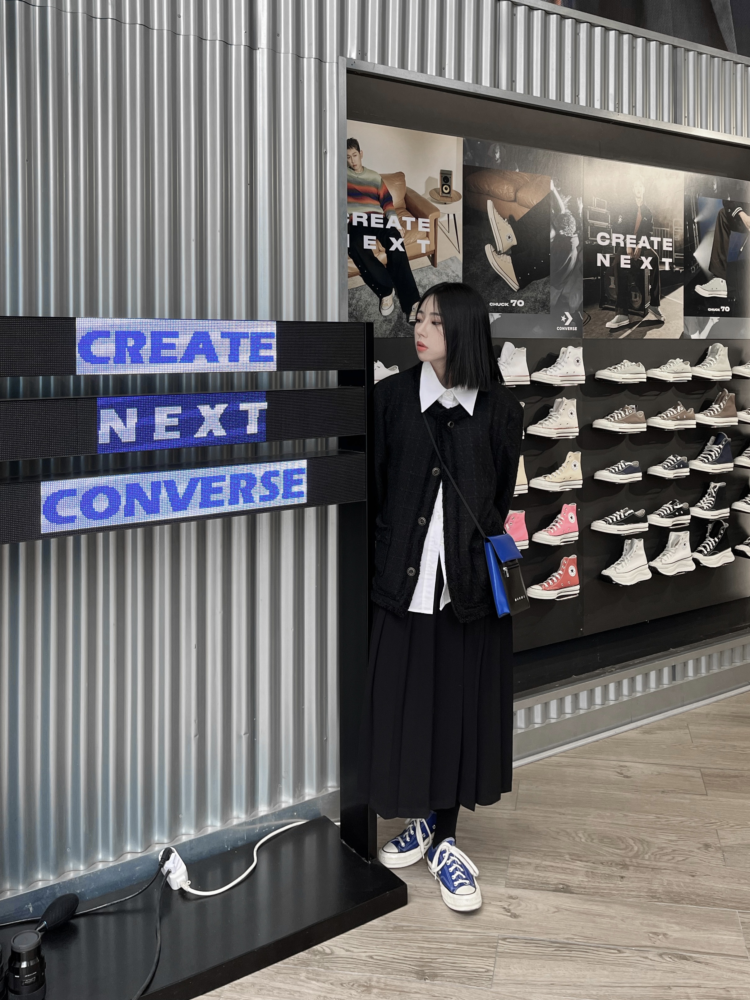 Converse Chuck 70 Ox Vintage Canvas Rush Blue, Marni Tribeca Shoulder Bag Sphericalgreen Black 착용 스타일 - 2
