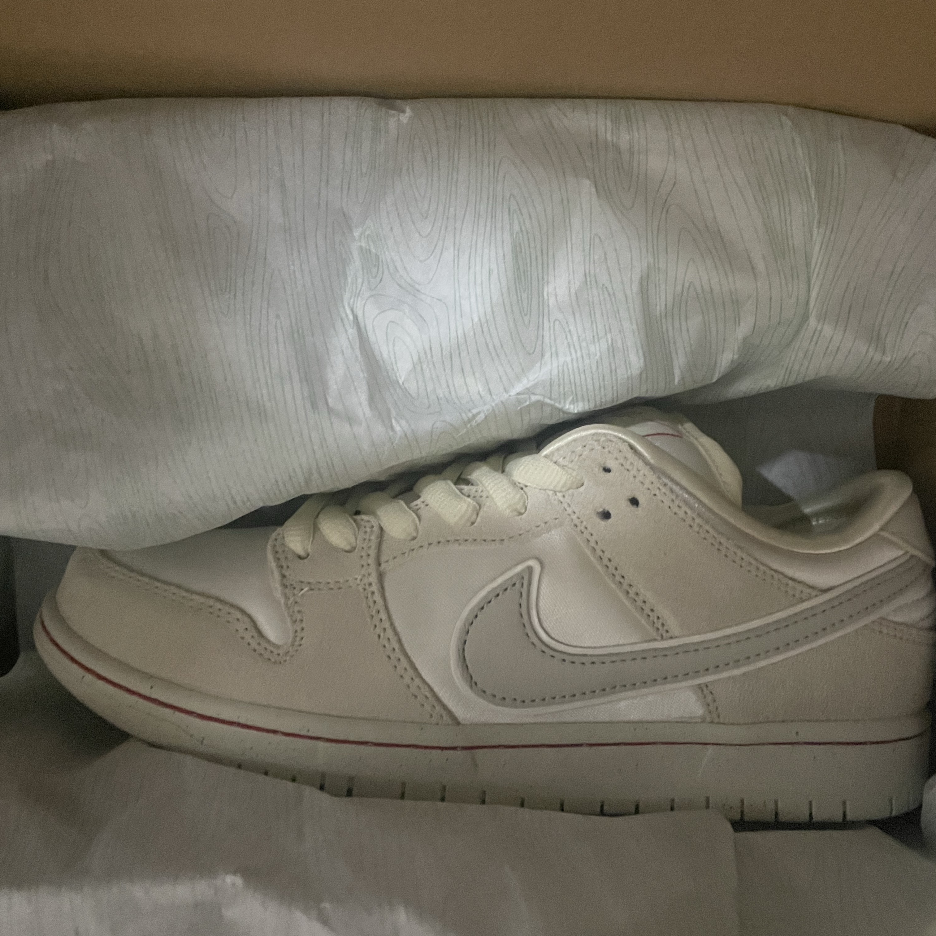Nike SB Dunk Low PRM Coconut Milk 착용 스타일