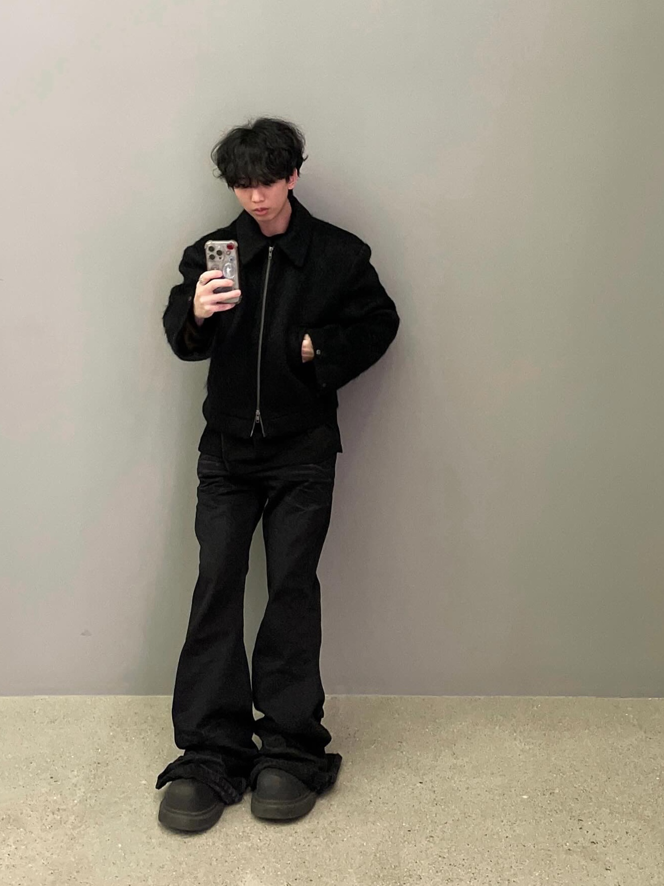 OMO Flared Cuffs Mohair Jacket Black, Balenciaga Steroid Derby Black 착용 스타일 - 1