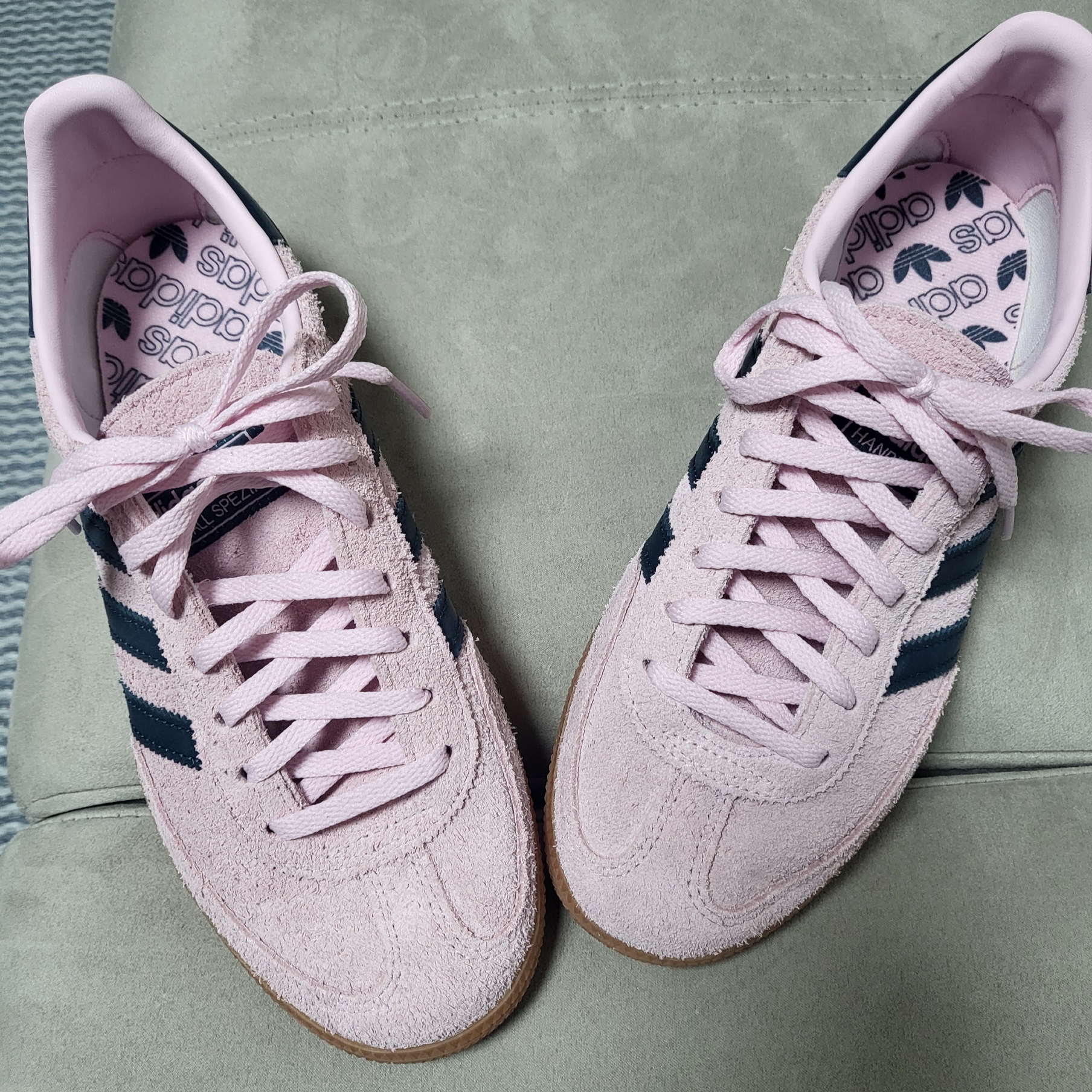 (W) Adidas Spezial Handball Clear Pink 착용 스타일