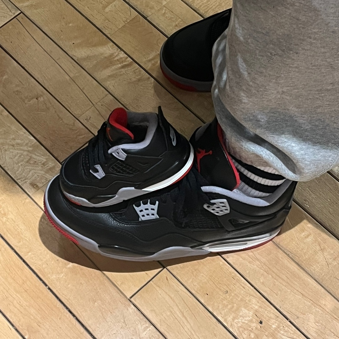 Jordan 4 Retro Bred Reimagined 착용 스타일