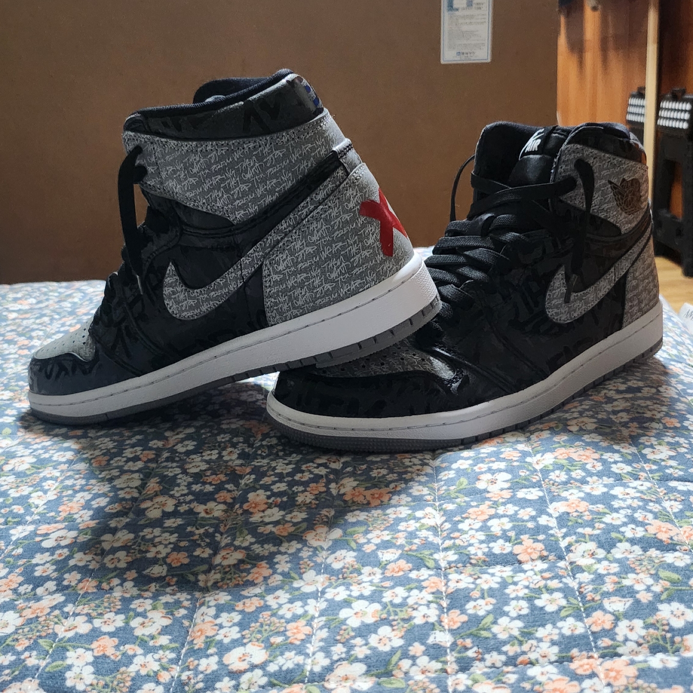 Jordan 1 Retro High OG Rebellionaire 착용 스타일