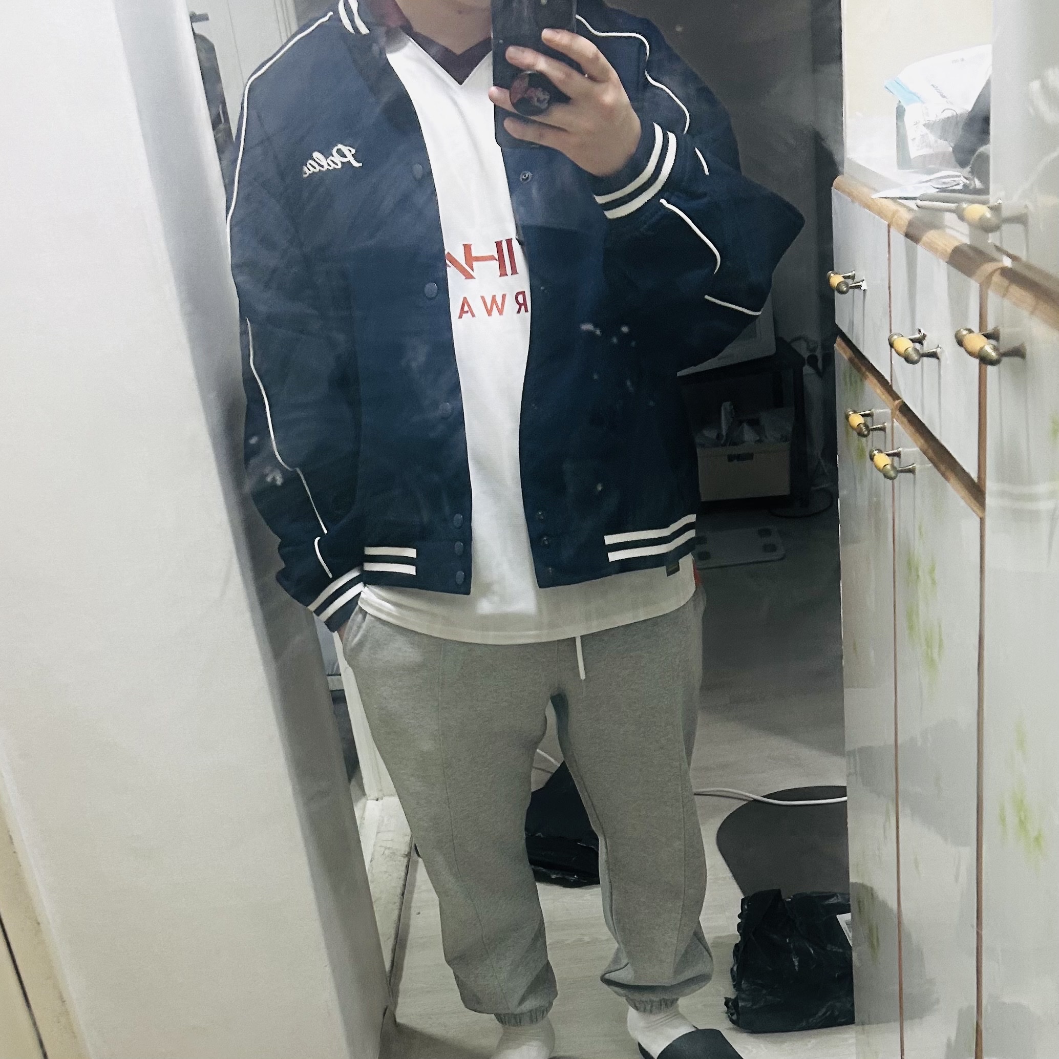 Palace Catch It Bomber Jacket Navy - 23SS 착용 스타일