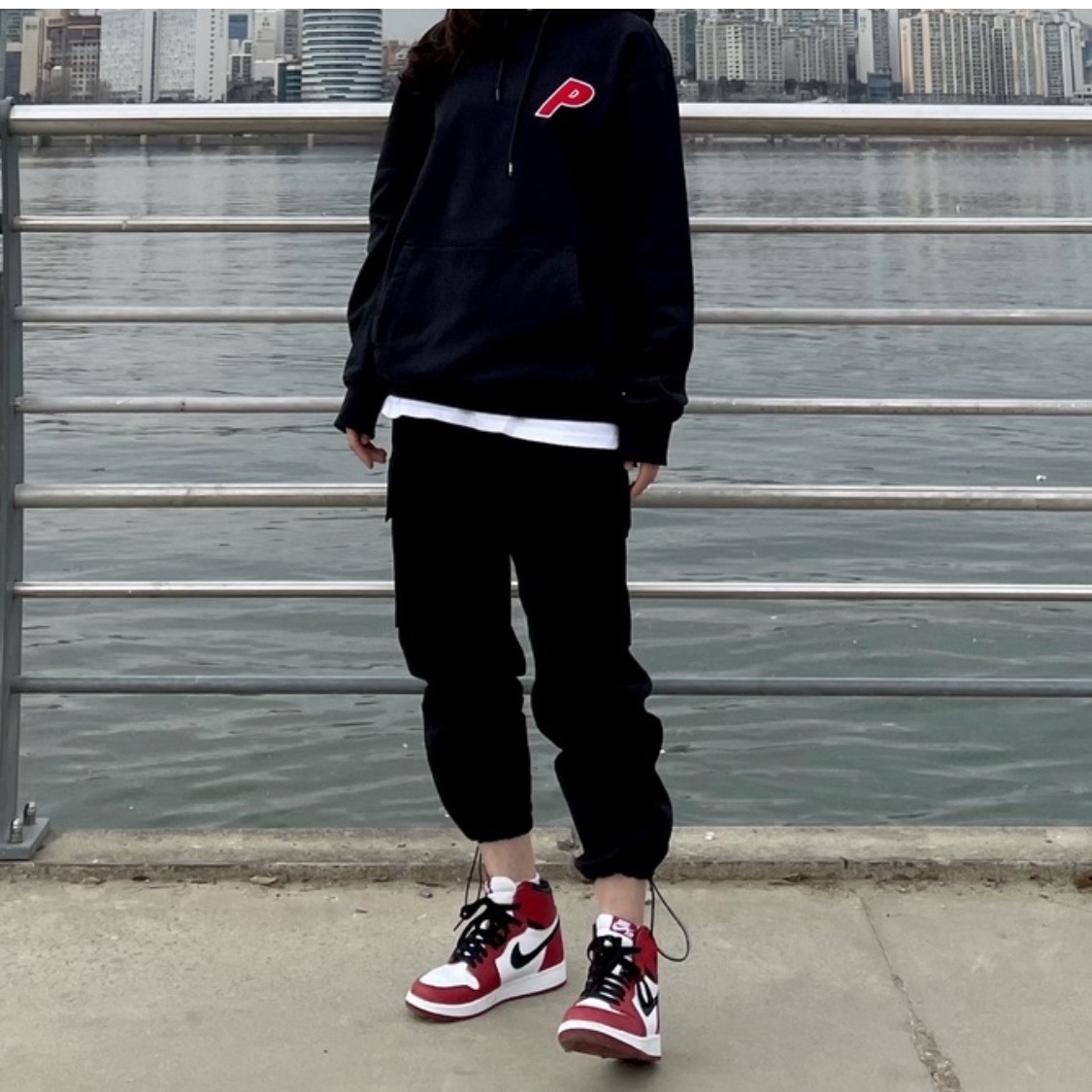 Palace Tri-Chenille Hood Black - 20SS, (GS) Jordan 1 Retro High OG Chicago 2015 착용 스타일 - 1