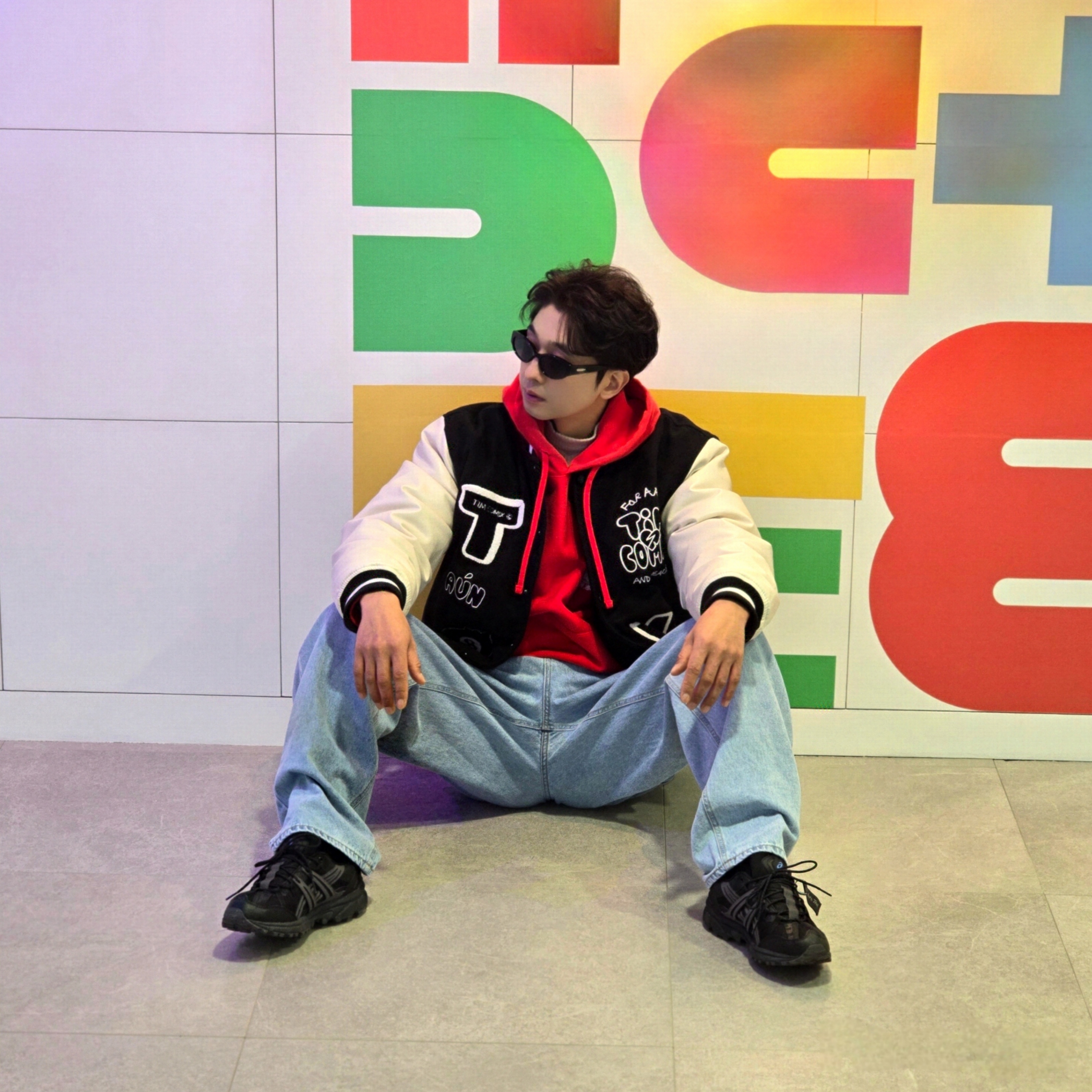 Stussy Beach Roots Hoodie Red, Asics Gel-Sonoma 15-50 Black Obsidian Grey 착용 스타일 - 4