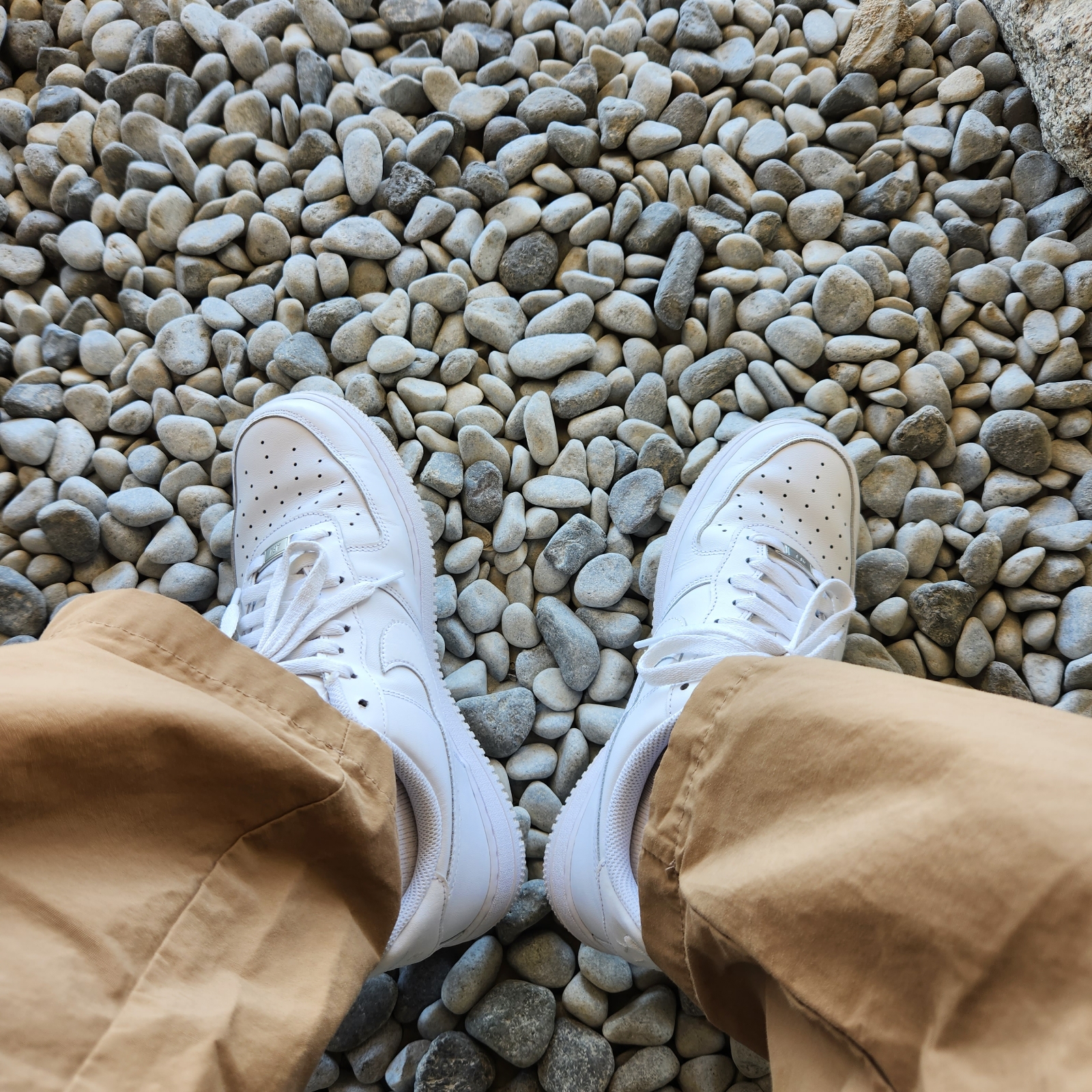 Nike Air Force 1 '07 Low White 착용 스타일