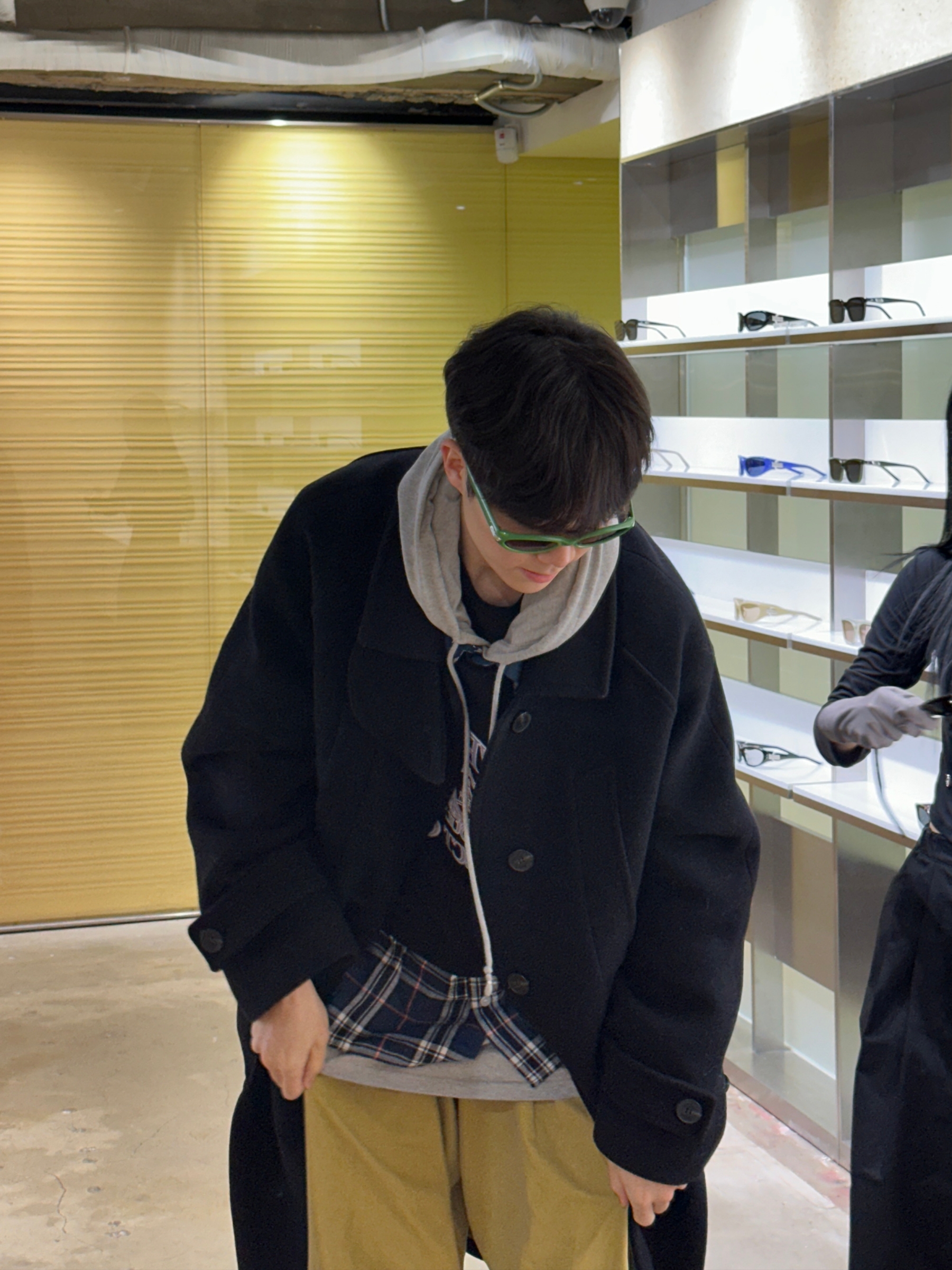Project G/R 3 Layered Top Black, Undermycar Legion.02 Balmacaan Oversized Wool Coat Black 착용 스타일