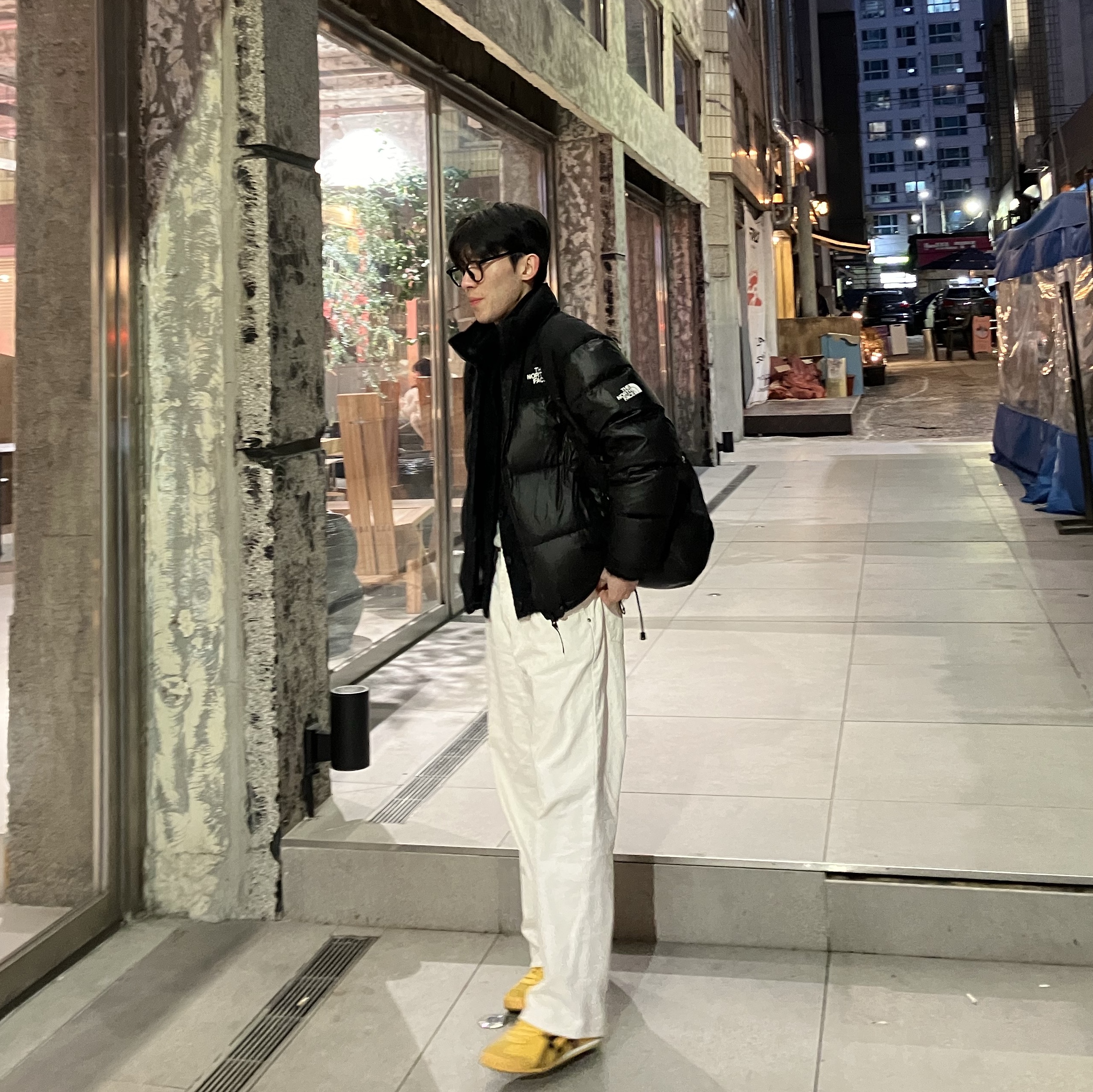 Onitsuka Tiger Mexico 66 Yellow Black 착용 스타일