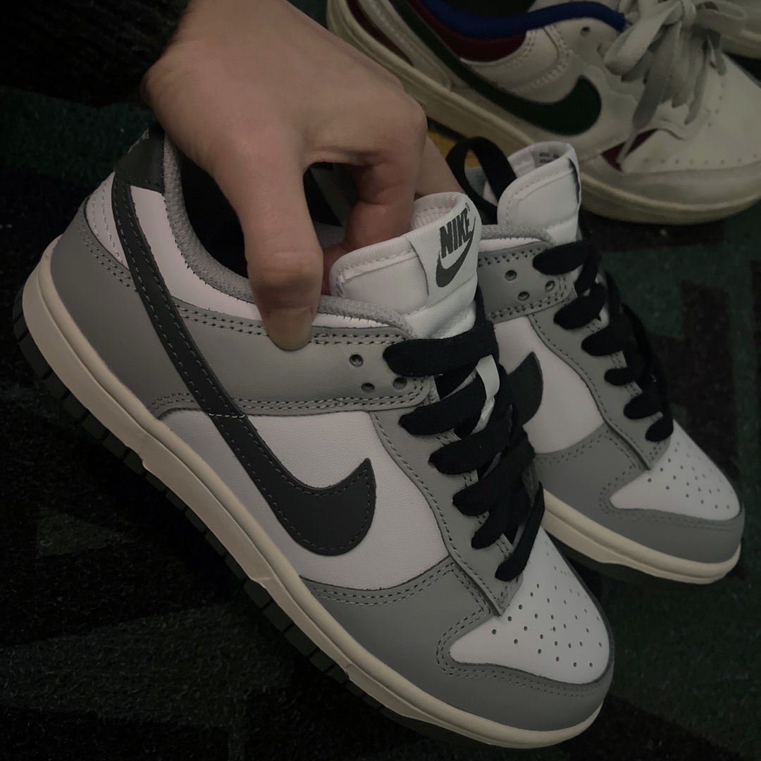 (W) Nike Dunk Low Light Smoke Grey 착용 스타일