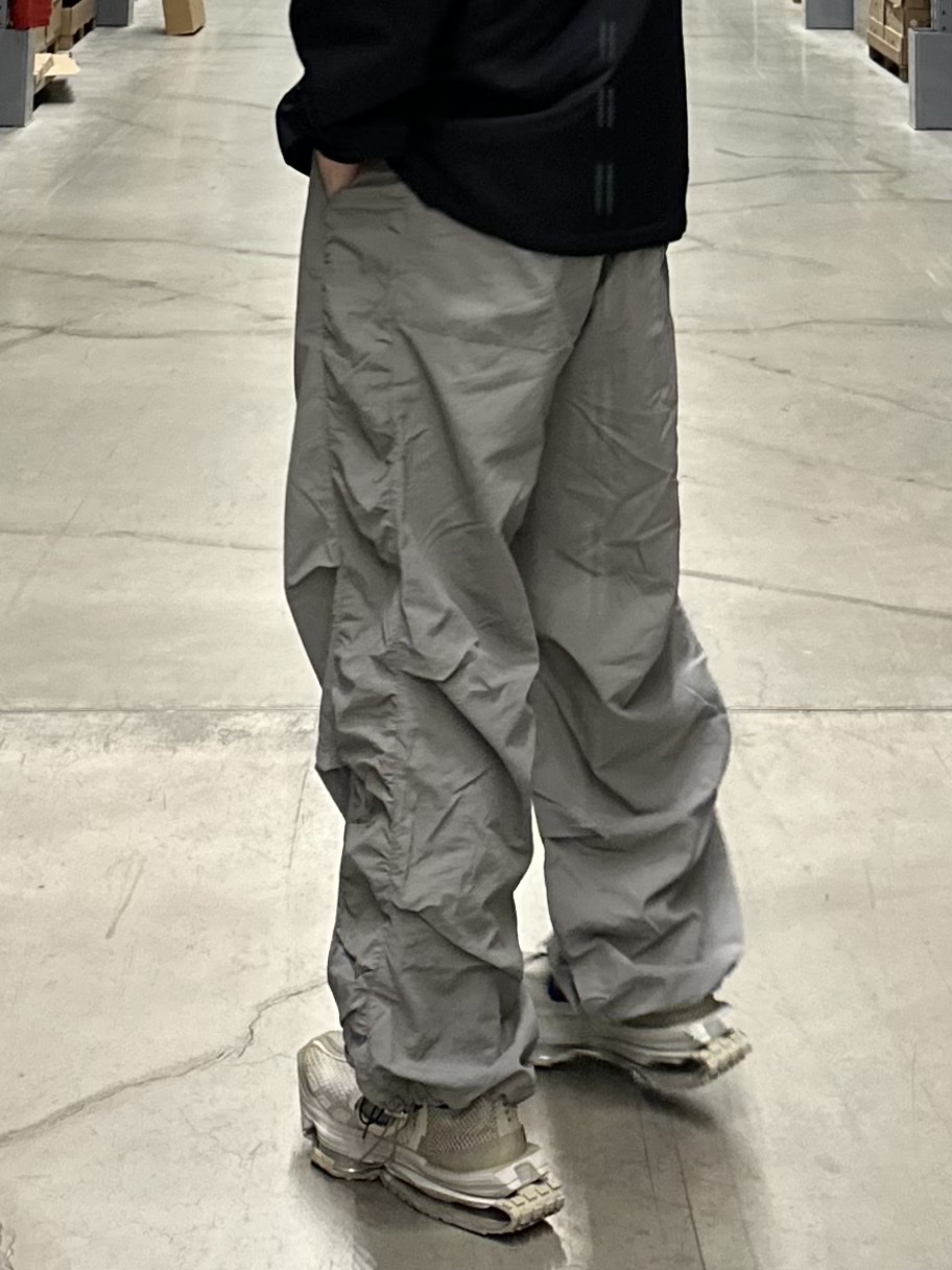 Nike x Matthew M Williams Zoom 004 Stone, Arc'teryx Atom Hoody Black 착용 스타일 - 4