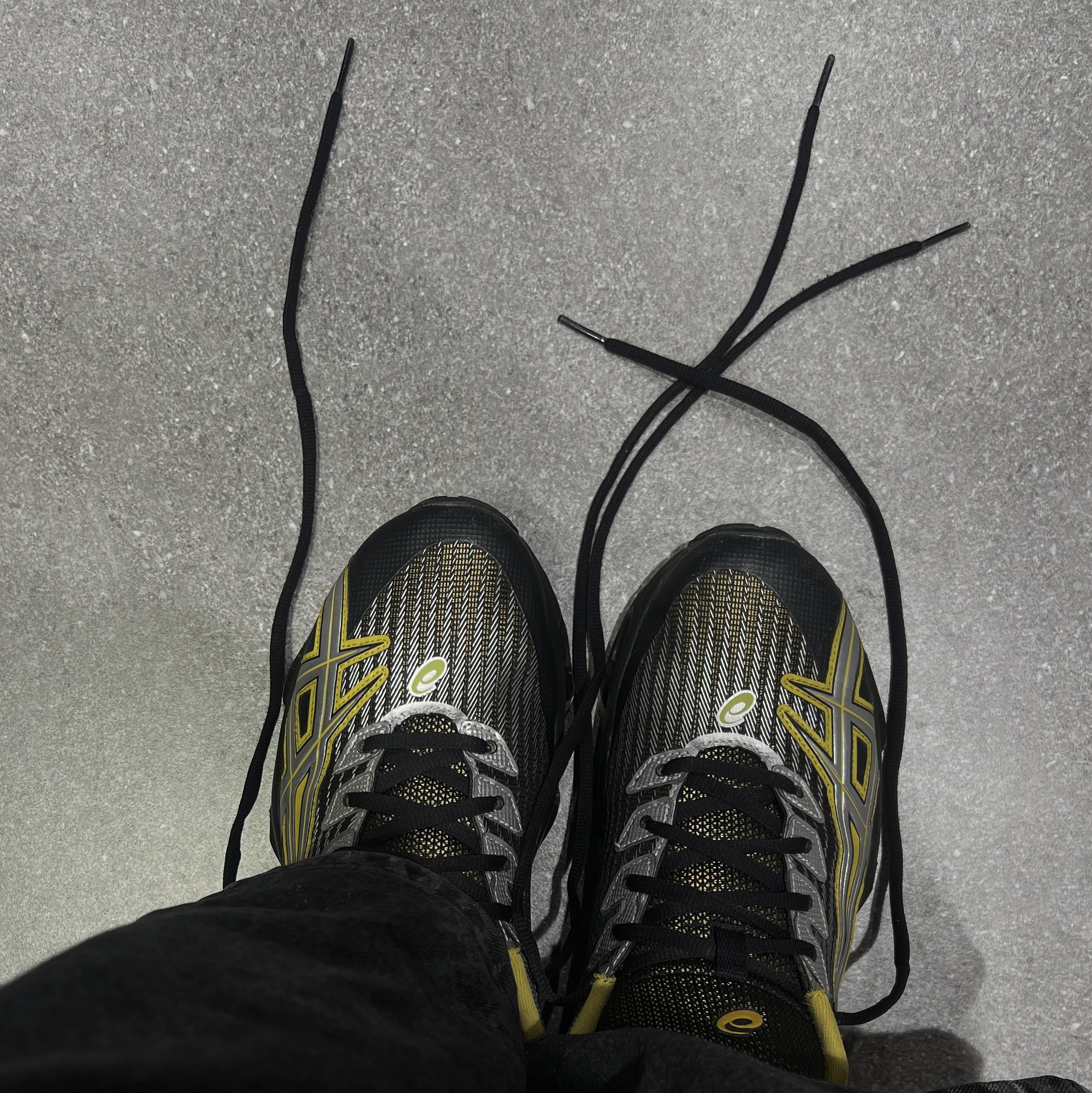 Asics x Kiko Kostadinov Gel-Quantum Levitrack Meteorite 착용 스타일