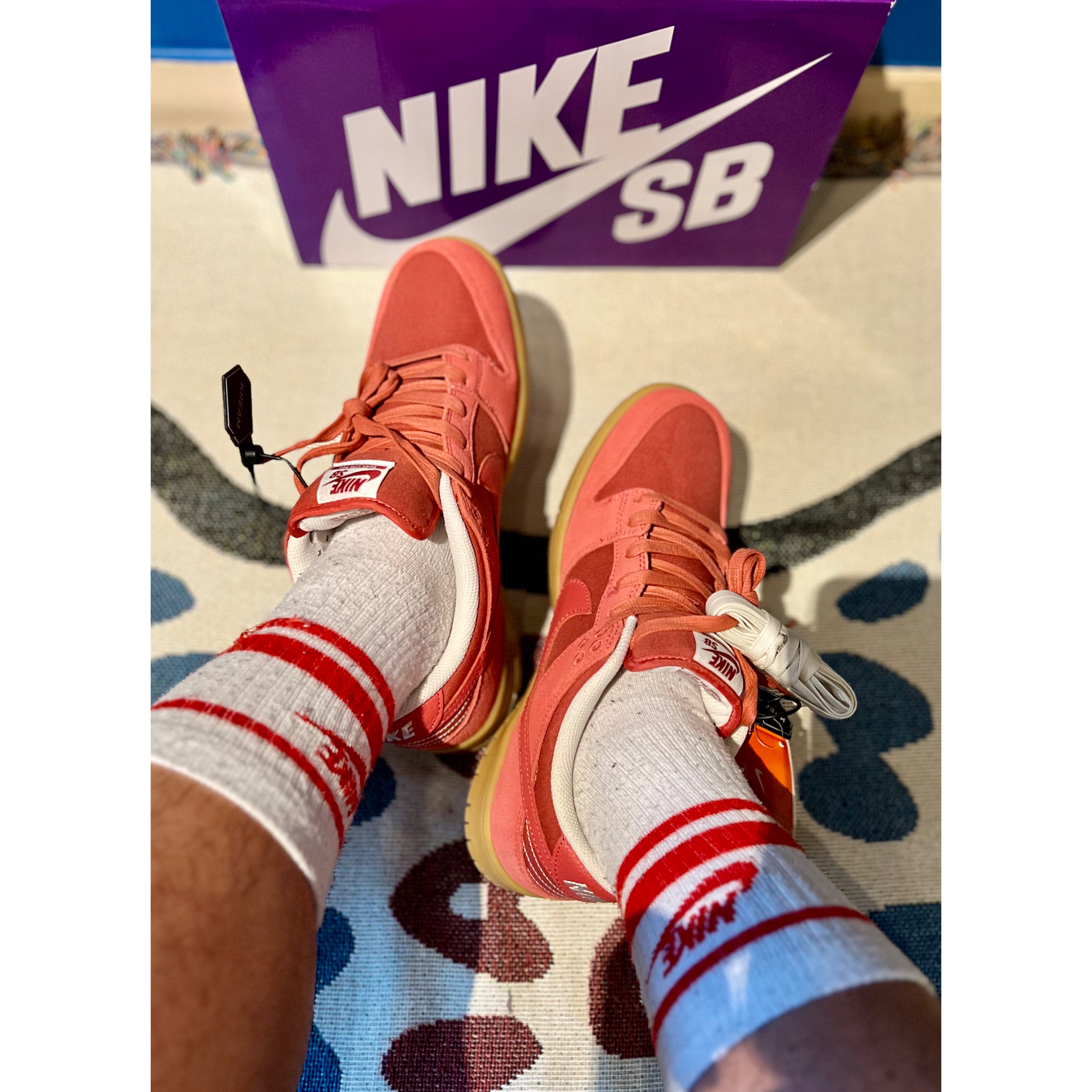 Nike SB Dunk Low Adobe 착용 스타일 - 1