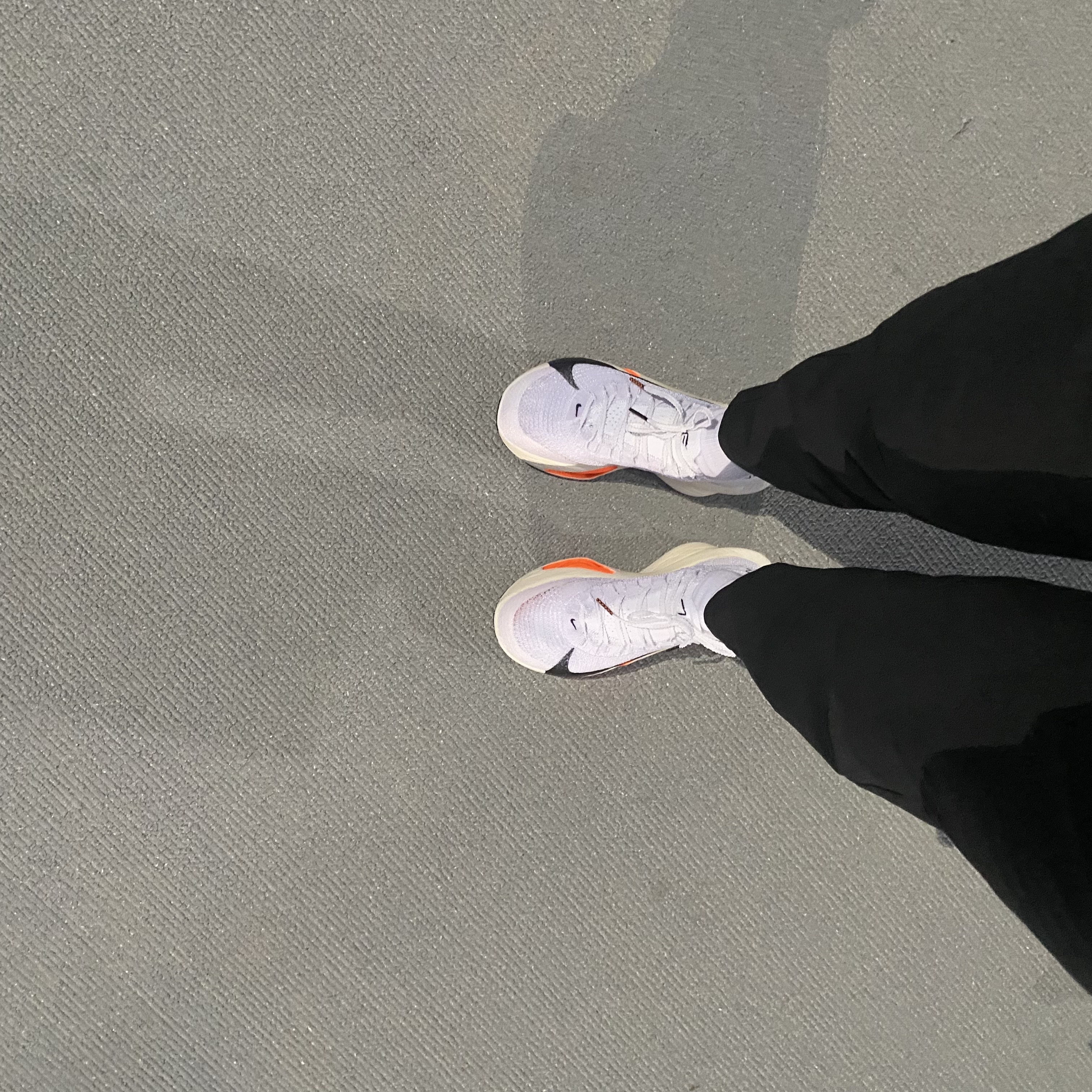 (W) Nike Air Zoom Alphafly Next% 3 Proto White Total Orange 착용 스타일