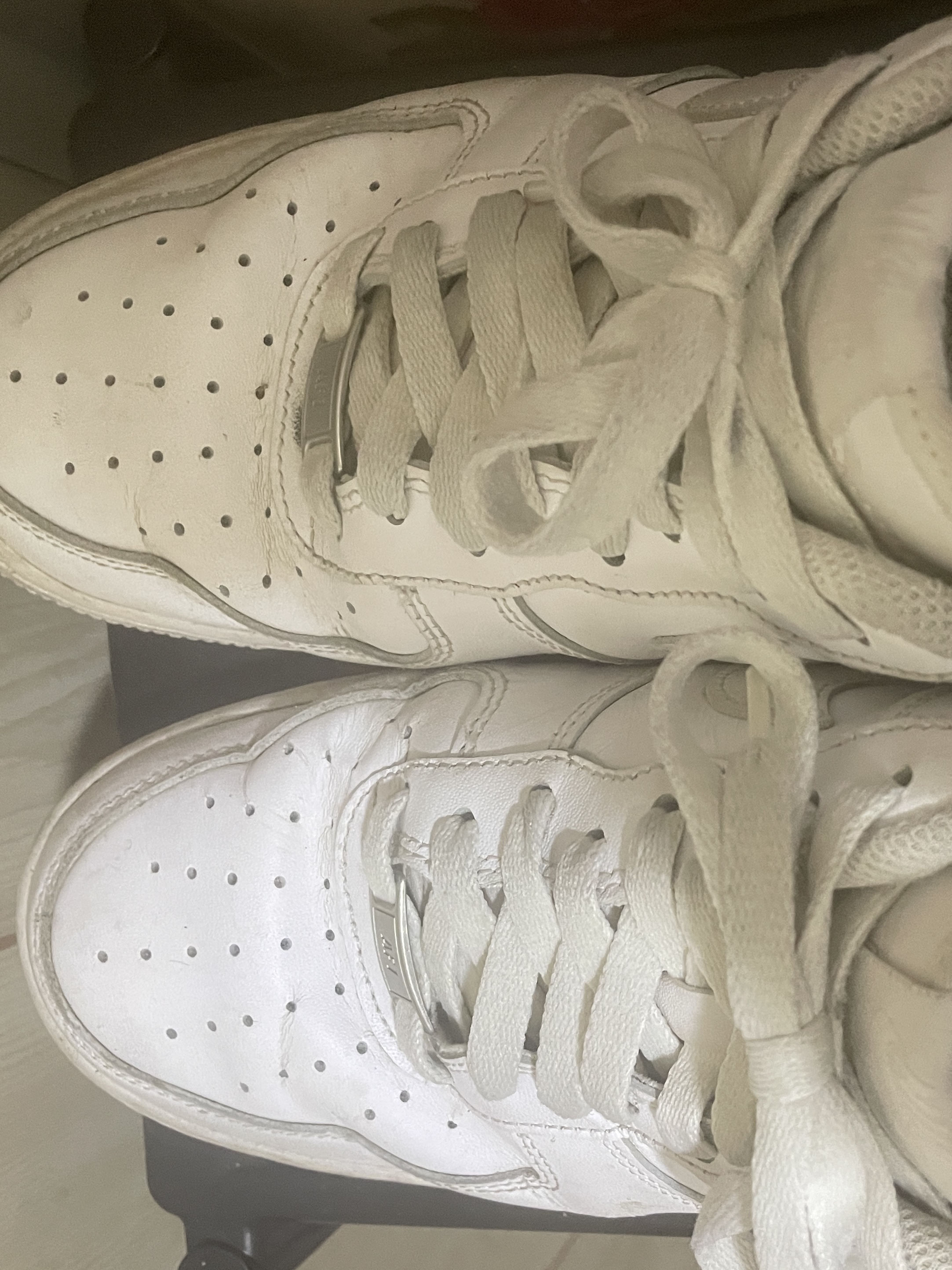 Nike Air Force 1 '07 Low White, [KREAM 단독] ADSB Andersson Bell Robyn Varsity Jacket Red 착용 스타일 - 1