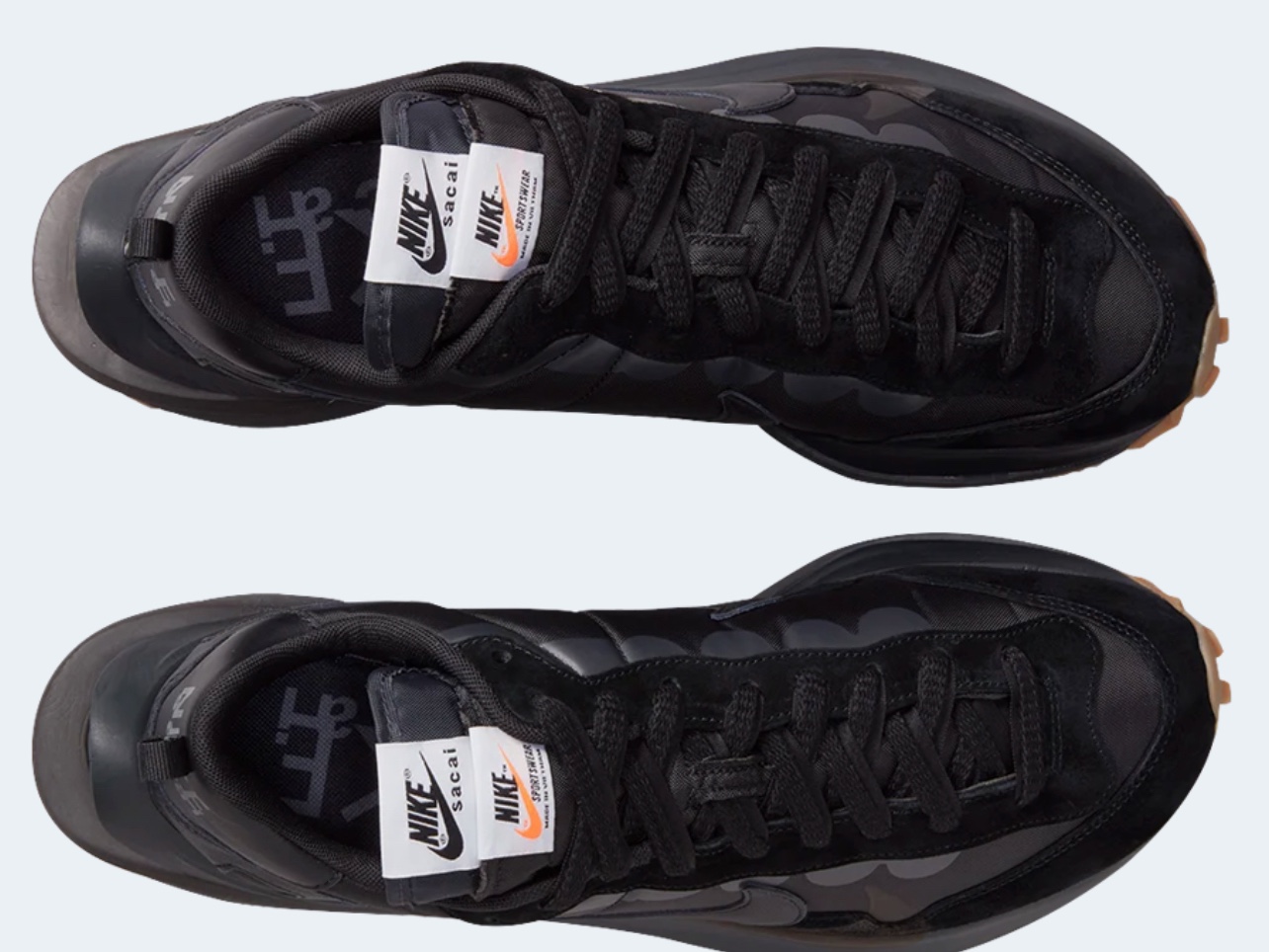 Nike x Sacai VaporWaffle Black and Gum 착용 스타일