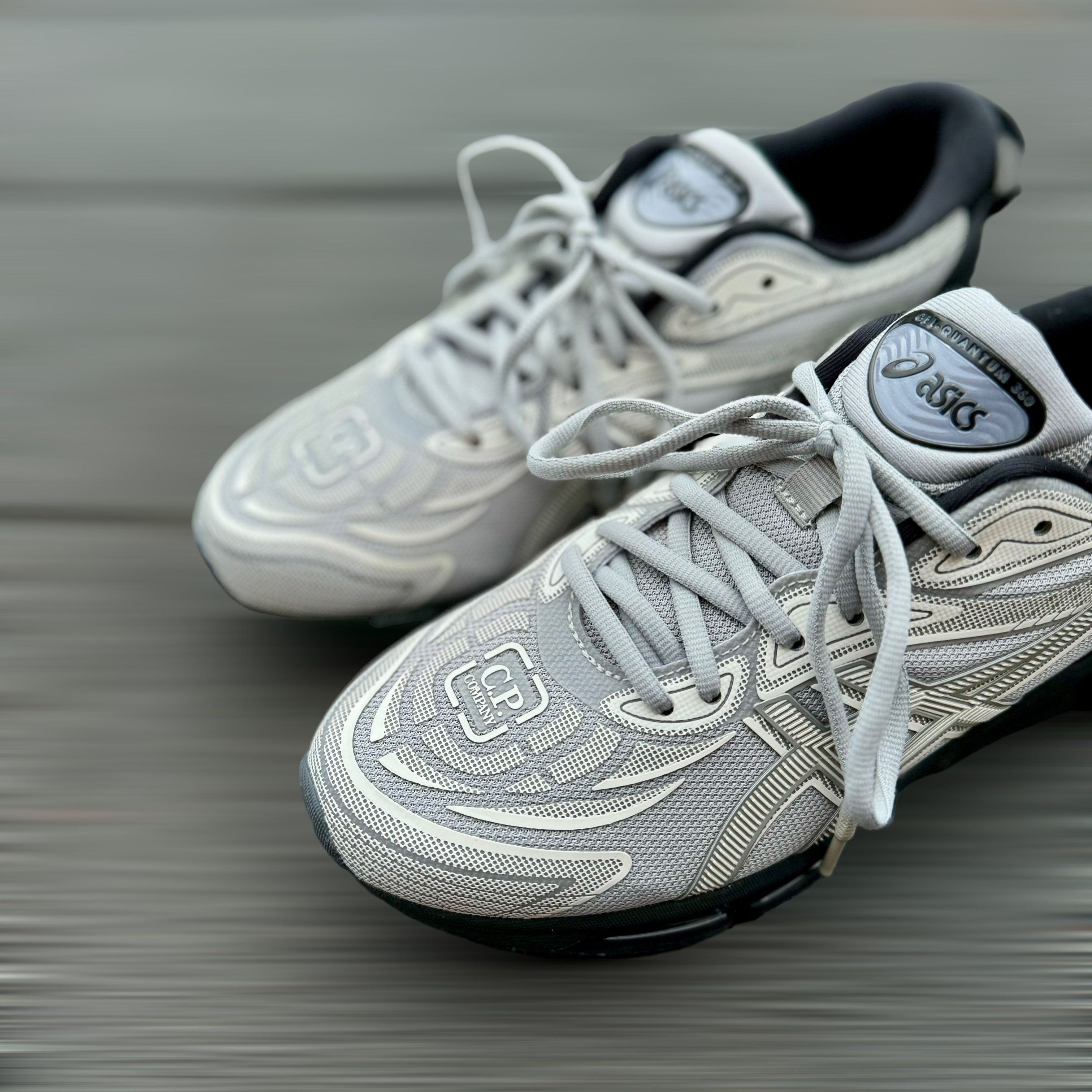 Asics x C.P. Company Gel-Quantum 360 VIII Cement Grey 착용 스타일