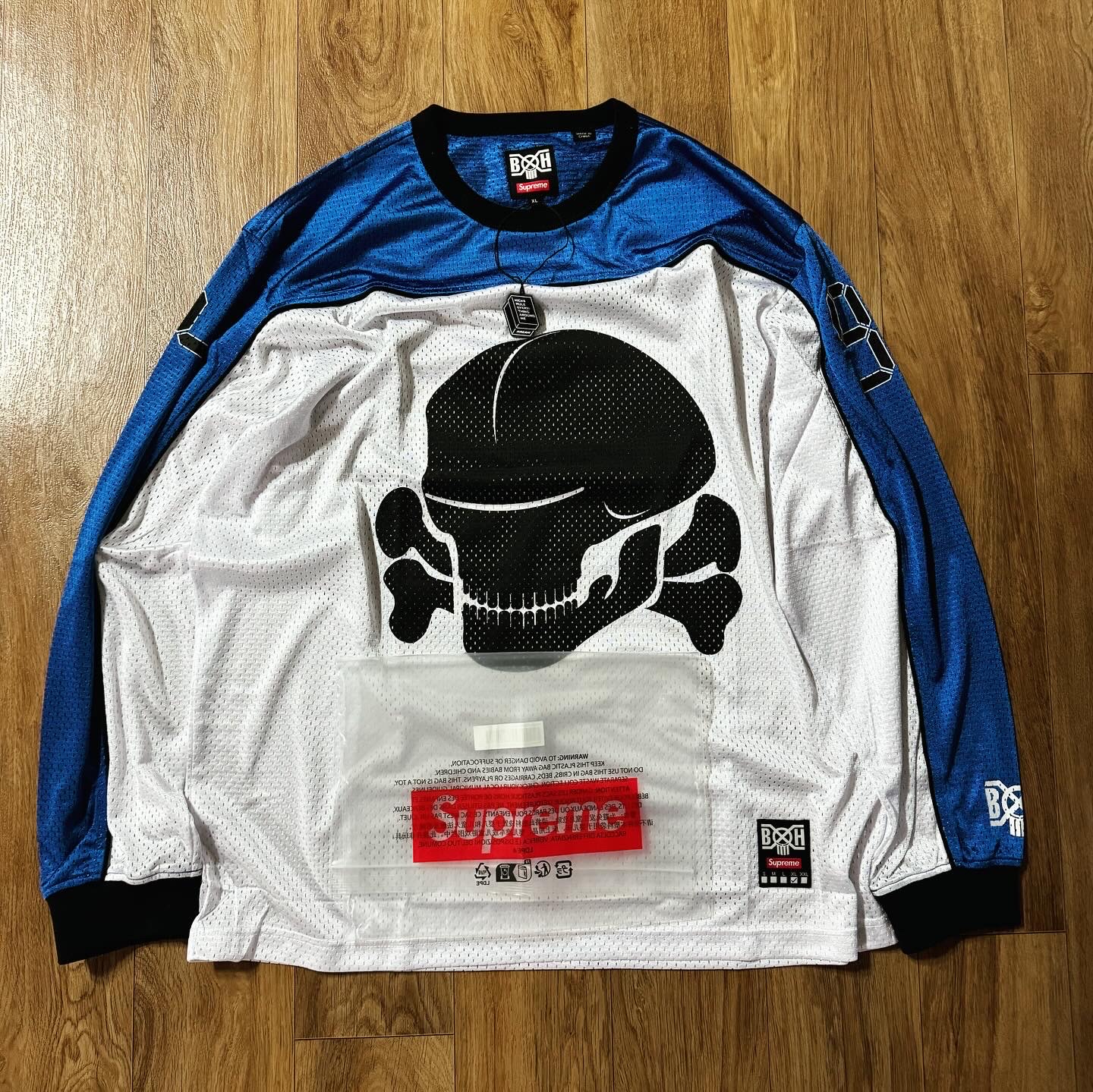 Supreme x Bounty Hunter Mesh Moto Jersey Royal Blue - 23FW 착용 스타일 - 2