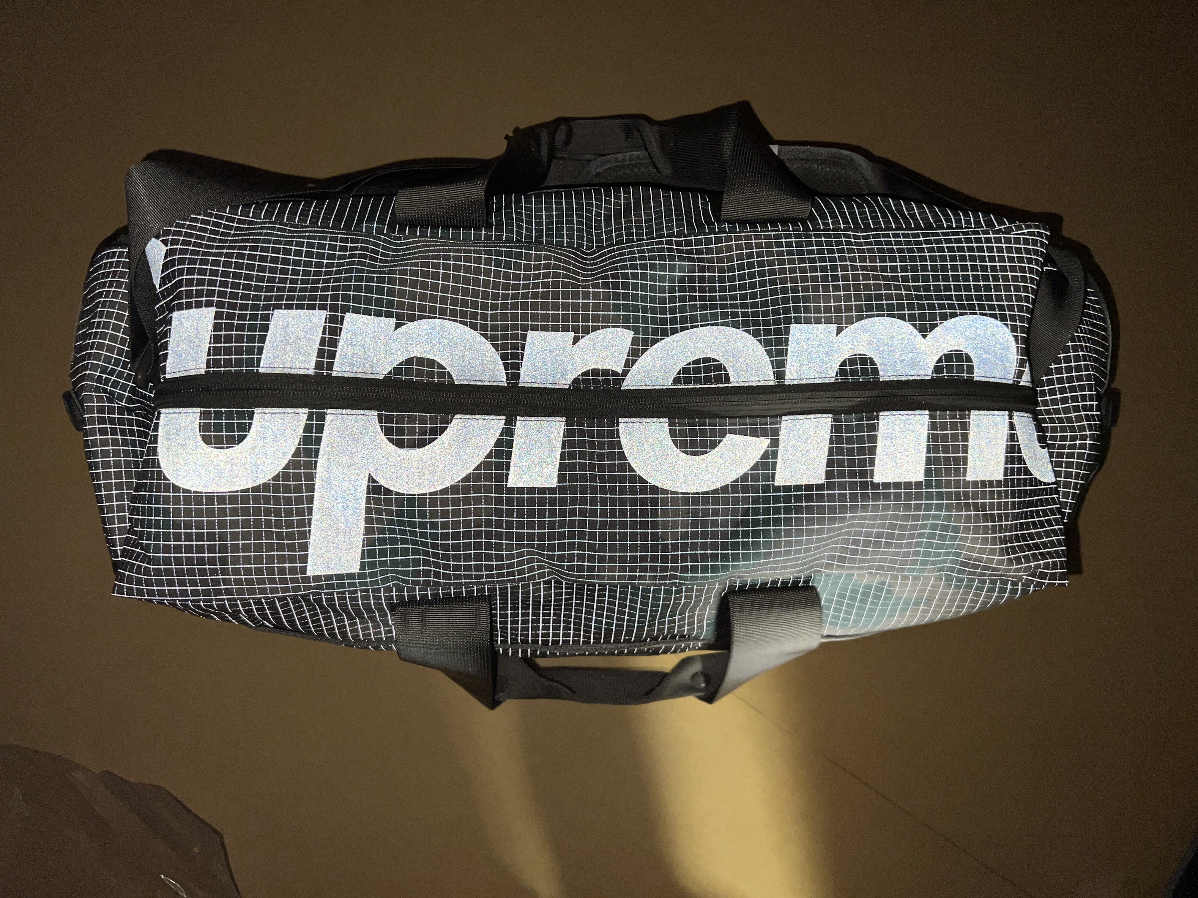 Supreme Duffle Bag Woodland Camo - 24SS 착용 스타일 - 2