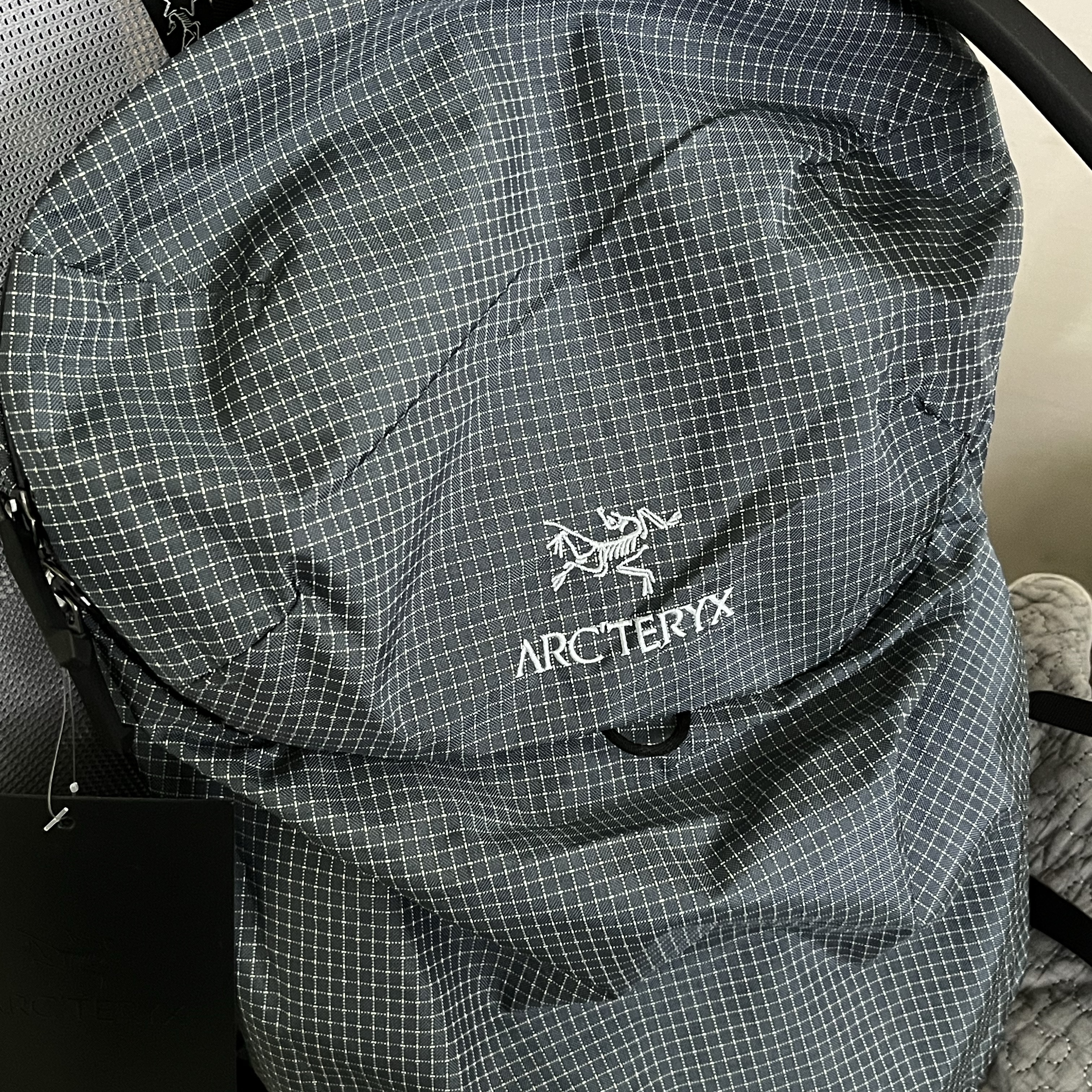 Arc'teryx Konseal 15 Backpack Neptune 착용 스타일