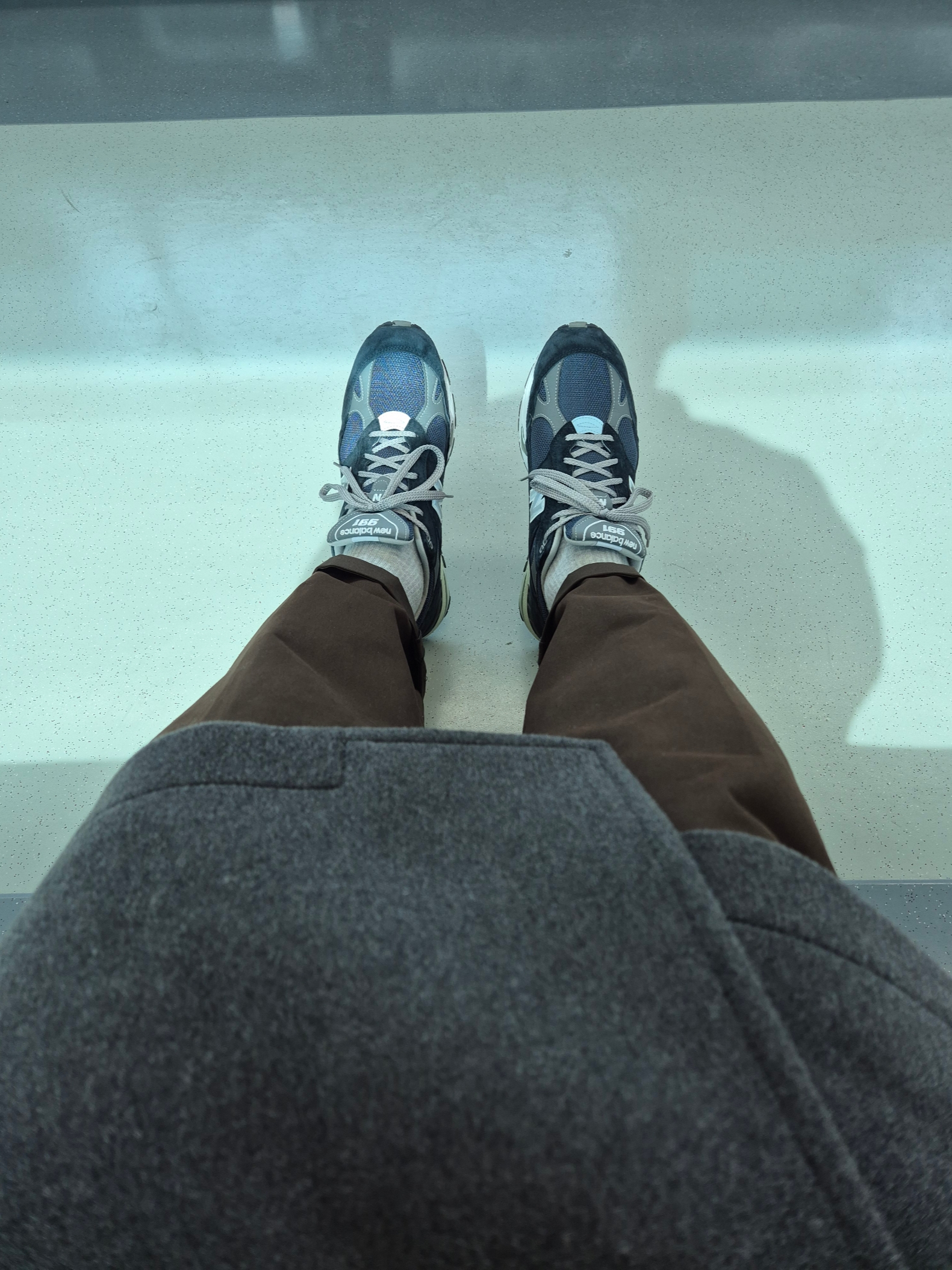 New Balance 991 Made in UK Navy 착용 스타일