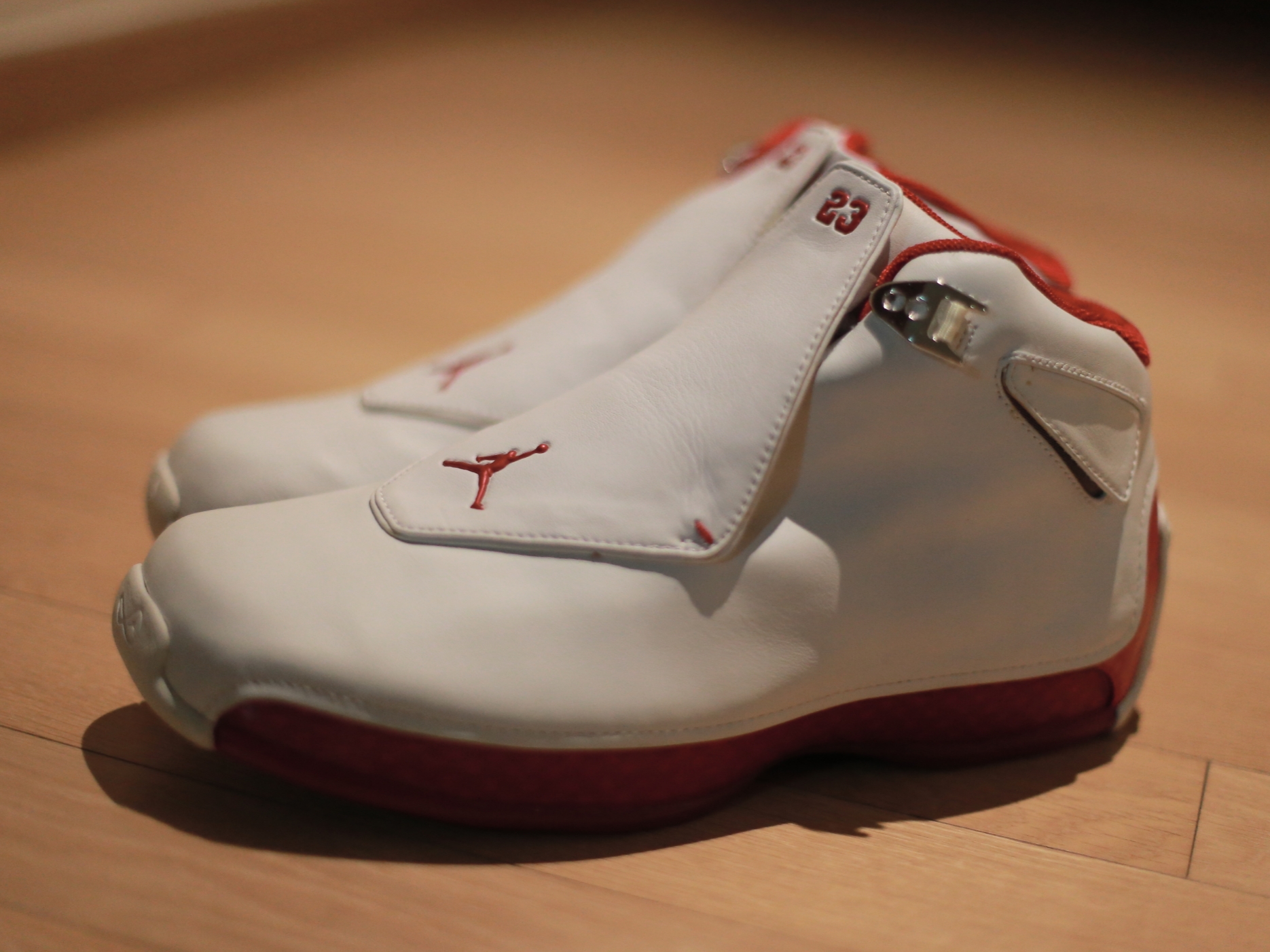 Jordan 18 OG White Sport Royal 착용 스타일 - 1