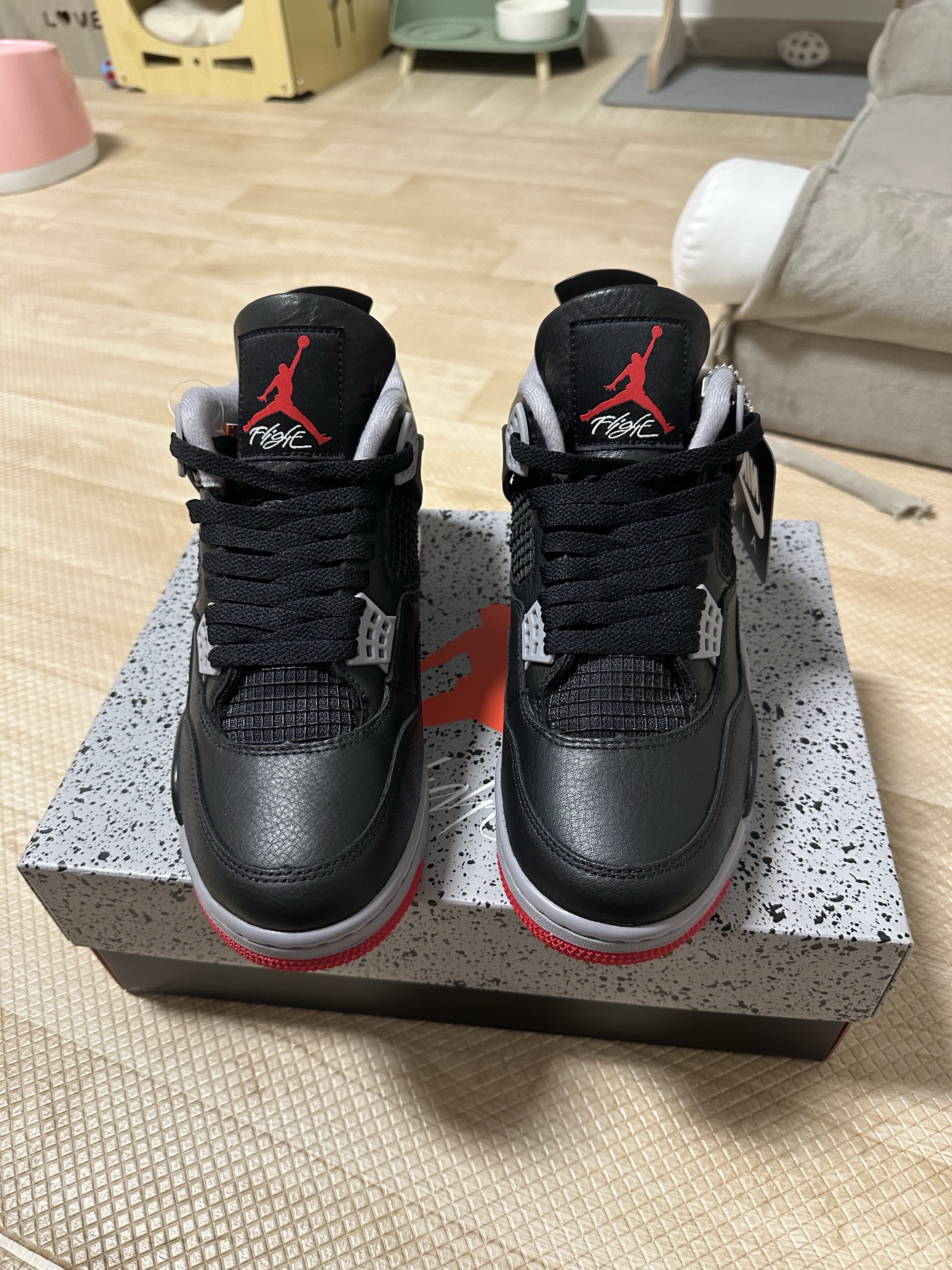Jordan 4 Retro Bred Reimagined 착용 스타일 - 4