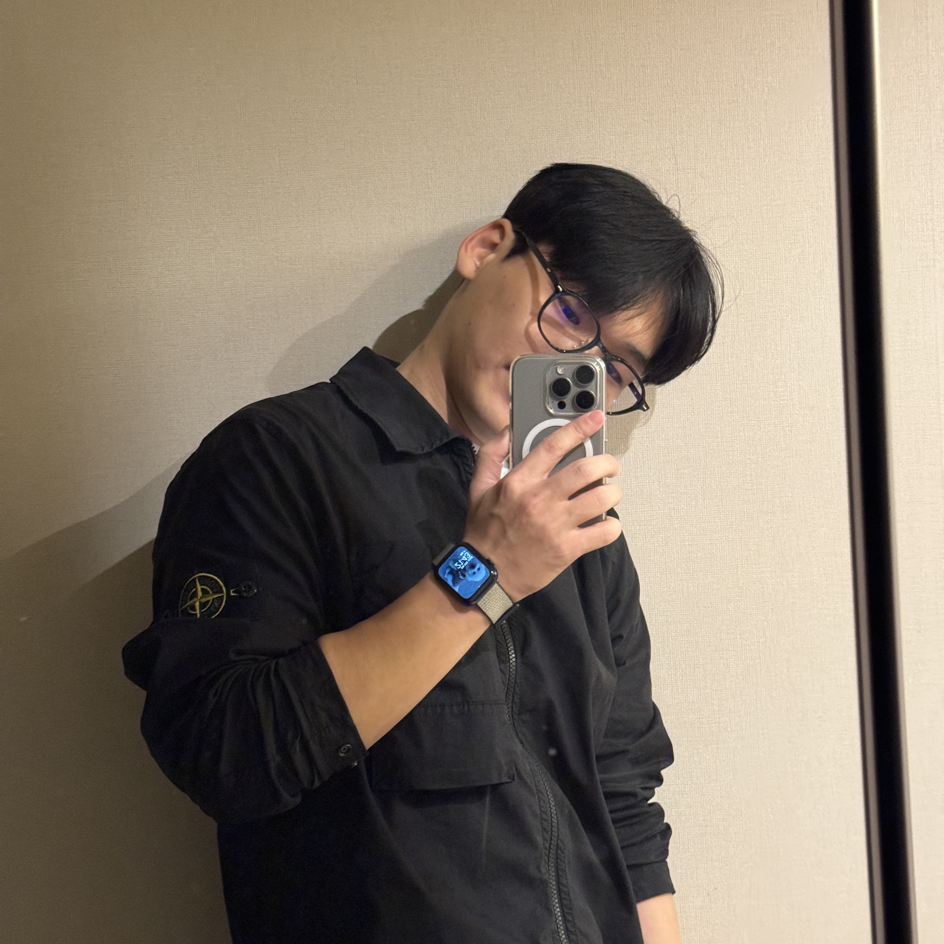 Stone Island 11010 Stretch Cotton Gabardine Overshirt Black - 23FW 착용 스타일