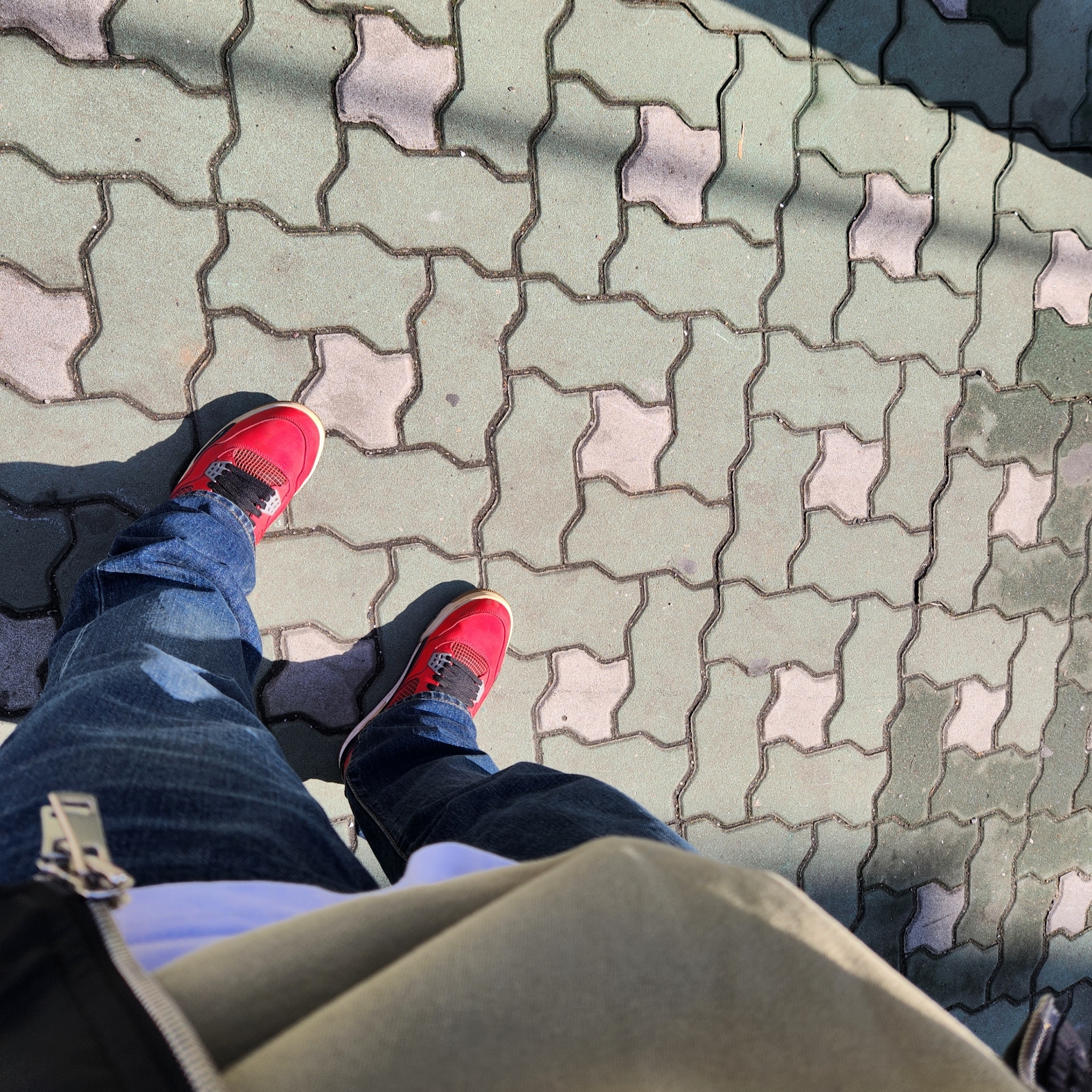 Jordan 4 Retro Toro Bravo 착용 스타일 - 1