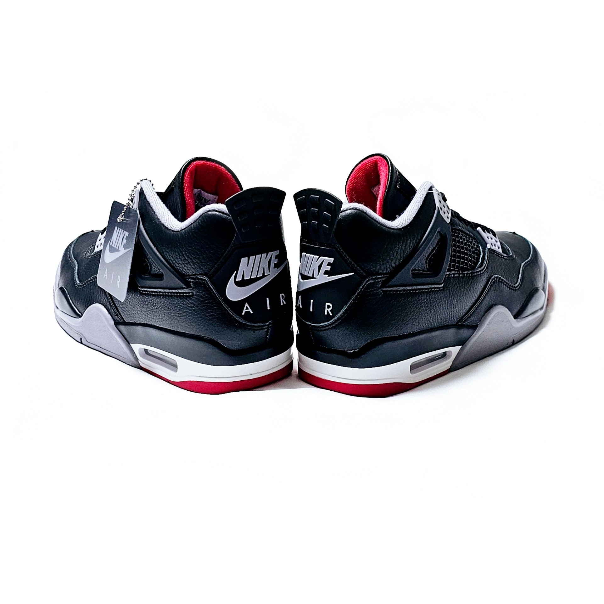 Jordan 4 Retro Bred Reimagined 착용 스타일 - 3